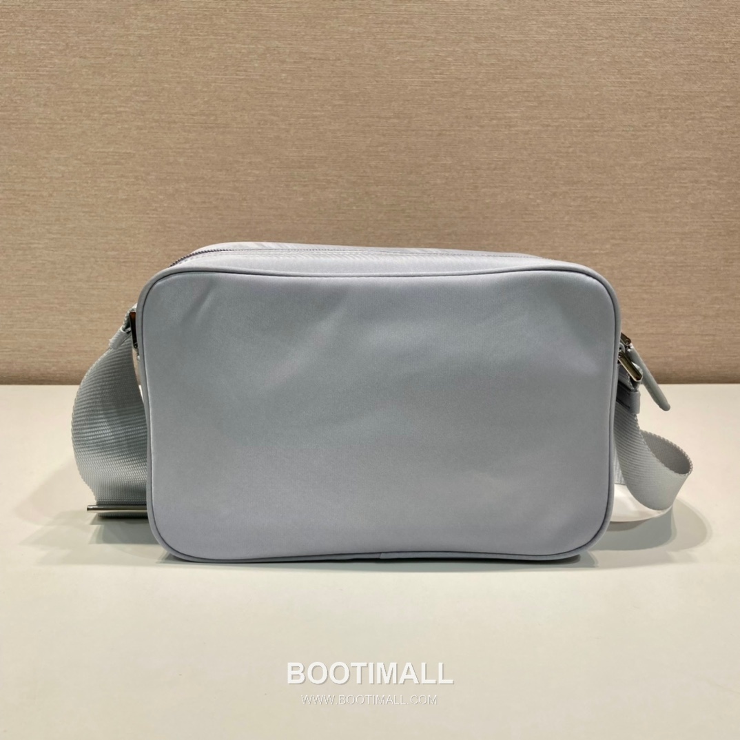 Prada Re-Nylon Calfskin Trim Multi Pouch Shoulder Bag with Detachable Mini Pouch 프라다 리나일론 카프스킨 트림 멀티 파우치 숄더백 탈부착 미니 파우치 1BC167 23cm 4