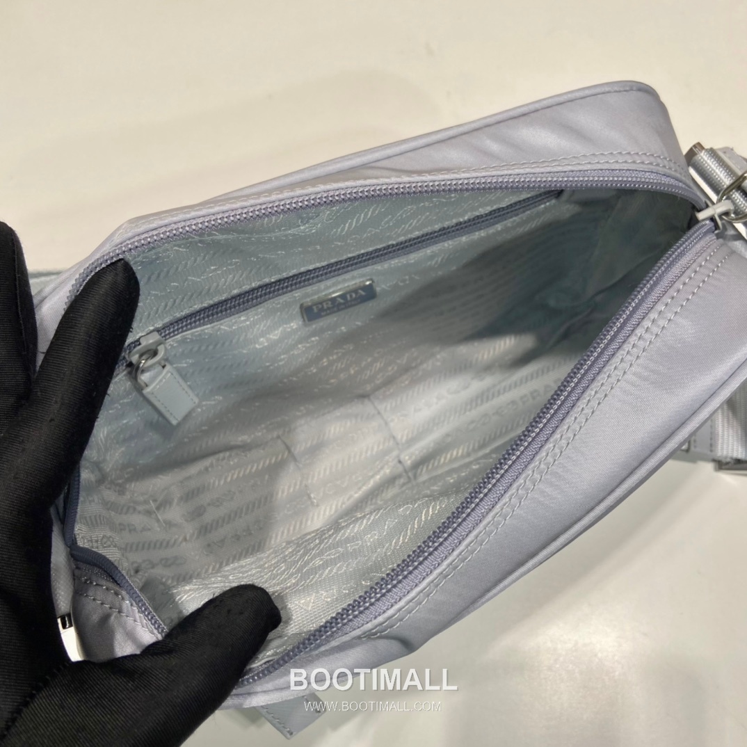 Prada Re-Nylon Calfskin Trim Multi Pouch Shoulder Bag with Detachable Mini Pouch 프라다 리나일론 카프스킨 트림 멀티 파우치 숄더백 탈부착 미니 파우치 1BC167 23cm 8