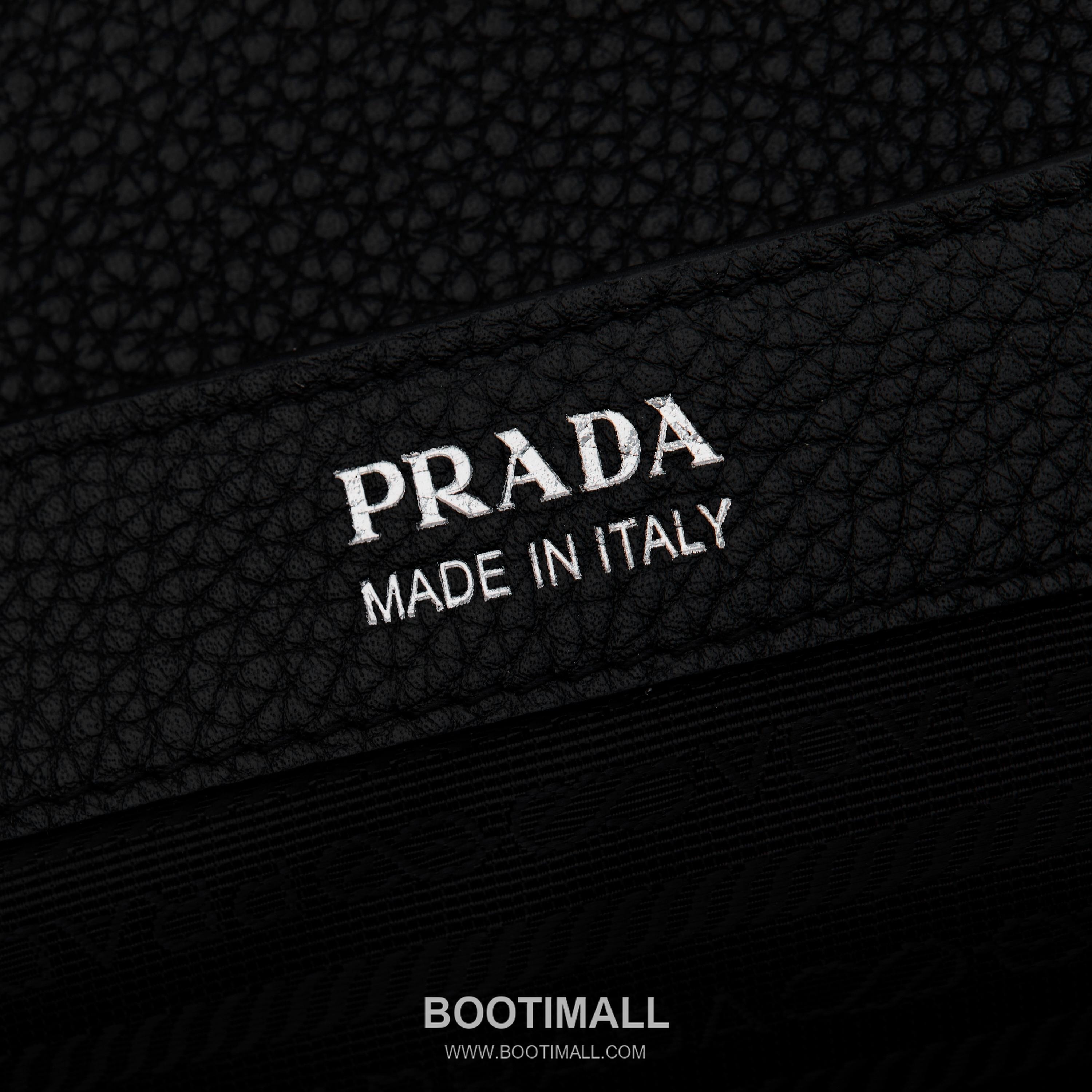 Prada Deer Grain Calfskin Crossbody Bag with Dual Adjustable Strap Detail 프라다 디어 그레인 카프스킨 크로스바디 백 듀얼 조절 스트랩 디테일 1BC170 32cm 8