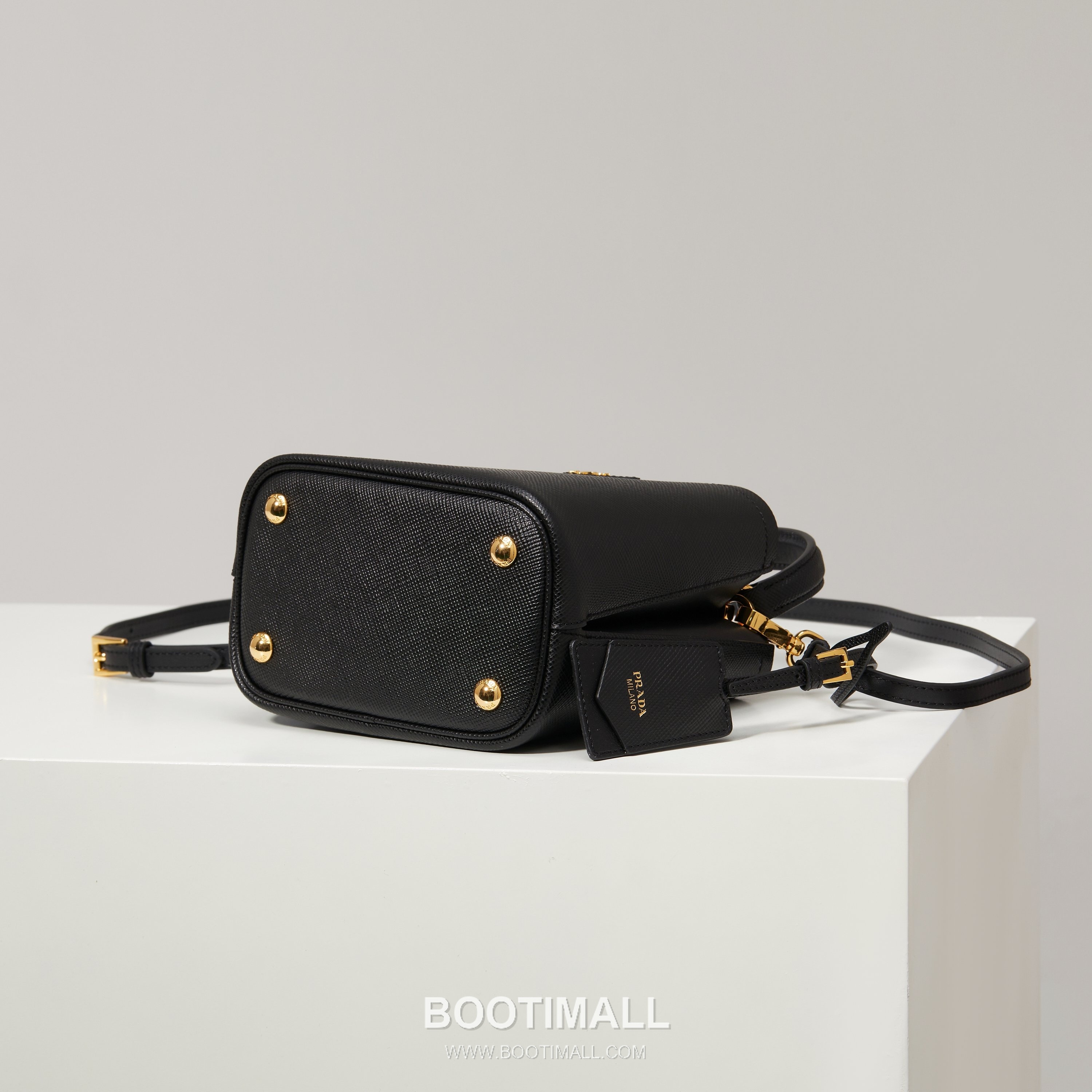 Prada Saffiano Leather Double Mini Bag with Magnetic Closure Name Tag and Triangle Logo Detail 프라다 사피아노 가죽 더블 미니백 마그네틱 클로저 네임태그 트라이앵글 로고 디테일 1BA217 17cm 4