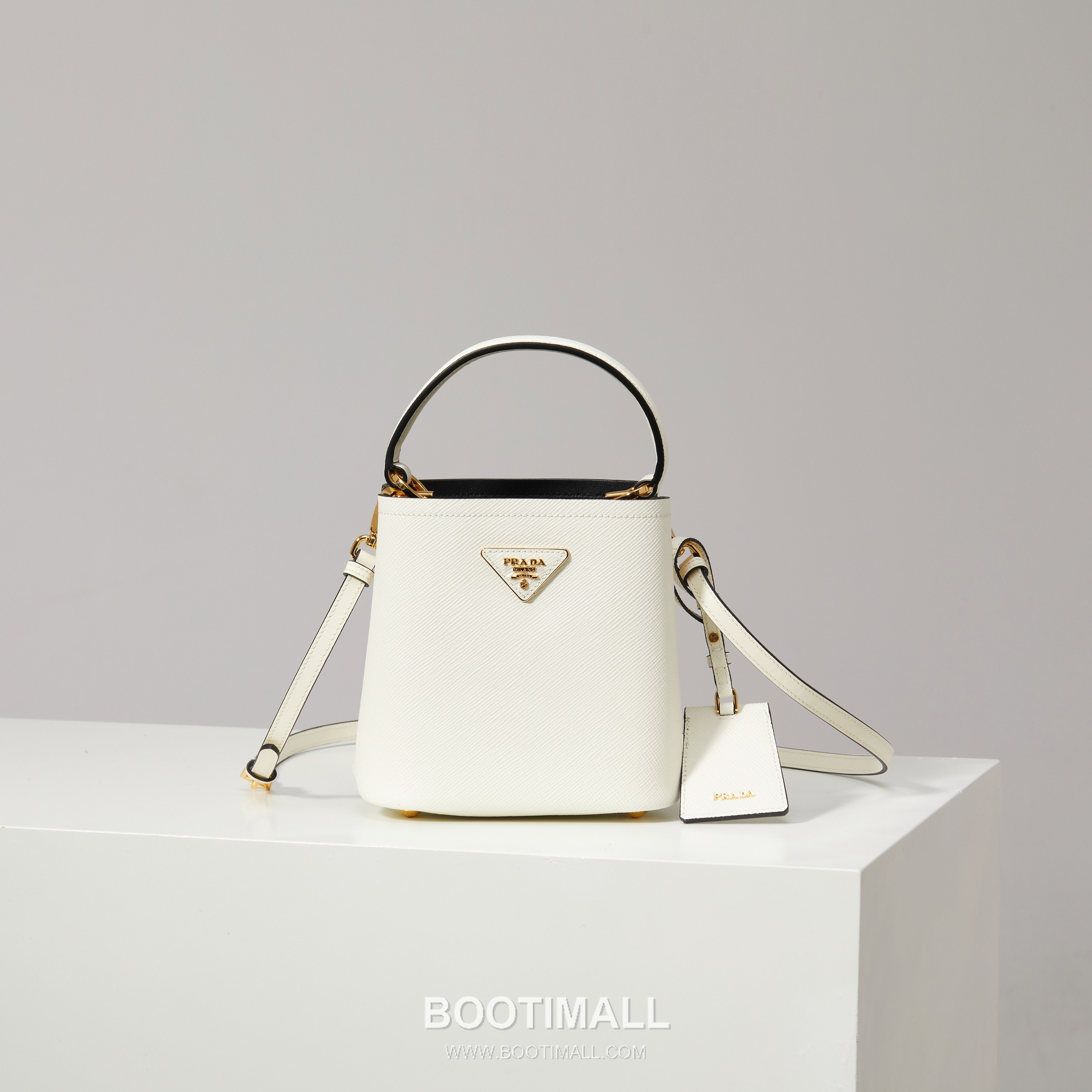 Prada Saffiano Leather Double Mini Bag with Magnetic Closure Name Tag and Triangle Logo Detail 프라다 사피아노 가죽 더블 미니백 마그네틱 클로저 네임태그 트라이앵글 로고 디테일 1BA217 17cm 1