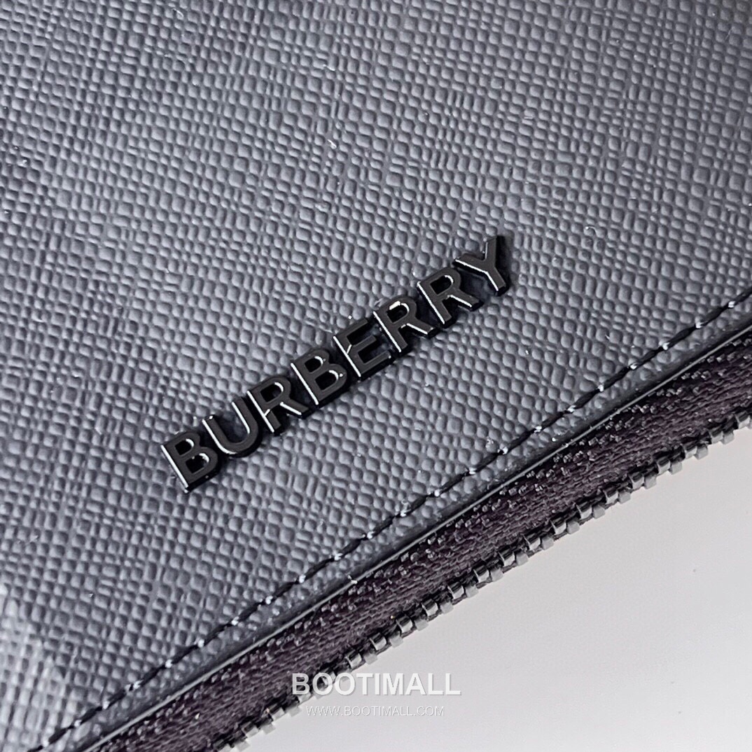 Burberry London Check Grained Calfskin Zip Wallet with B Logo Detail 버버리 런던 체크 그레인 송아지 가죽 지퍼 월렛 B 로고 820133 19cm 4