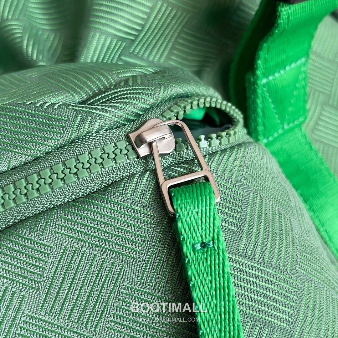 Prada Alto Jacquard Nylon Backpack with Lightweight Outdoor Design 프라다 알토 자카드 나일론 백팩 경량 아웃도어 42cm 5
