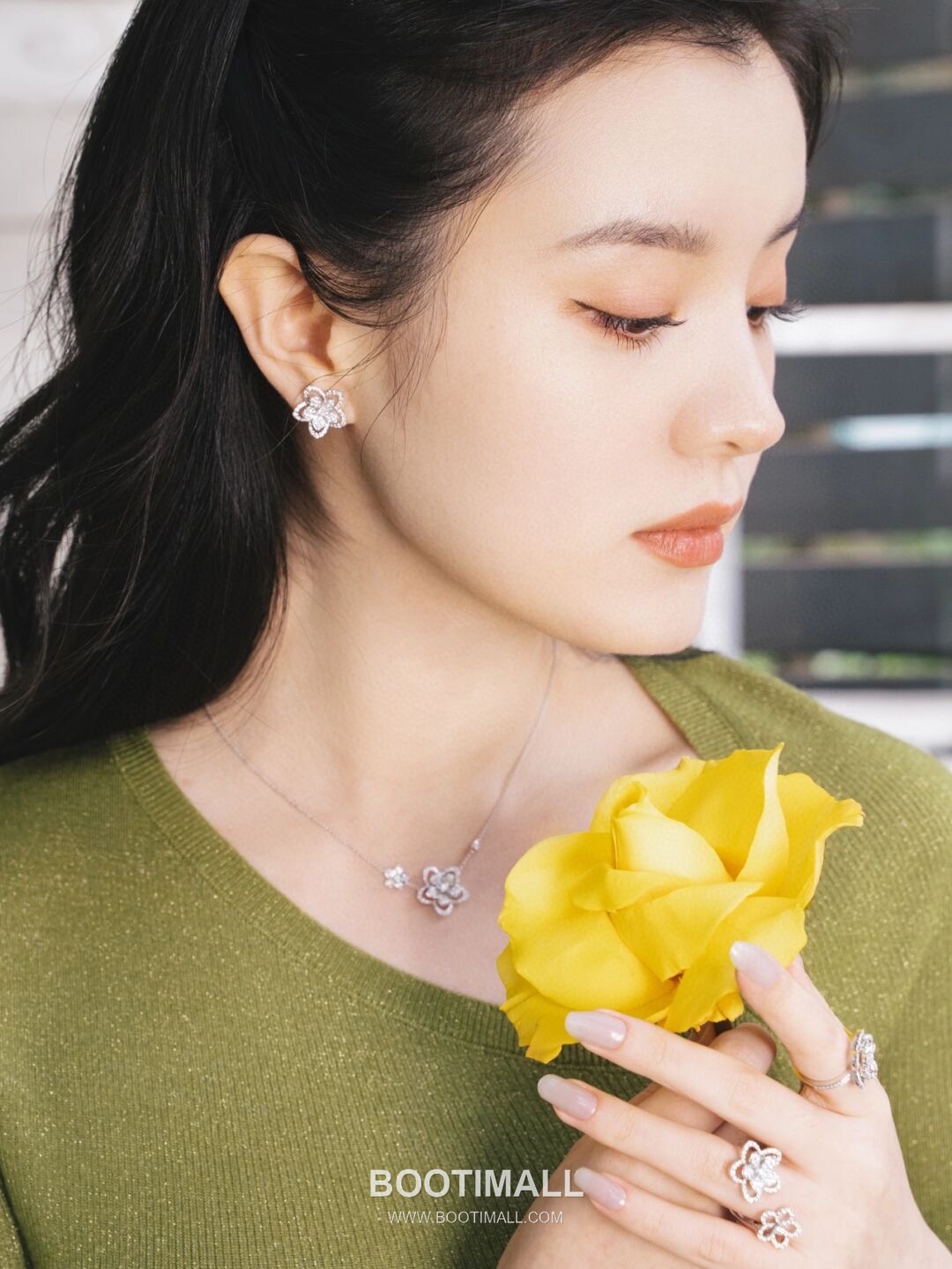 Graff Wild Flower Double Bloom Sterling Silver 925 Gold Plated Crystal Pendant Chain Necklace 그라프 와일드 플라워 더블 블룸 스털링 실버 925 골드도금 크리스탈 펜던트 체인 네클리스 45cm 7