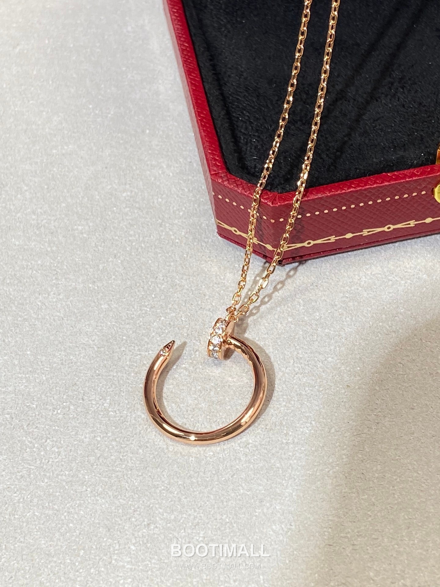 Cartier Juste un Clou Nail Head Tail Swarovski Crystal V Gold Chain Necklace 까르띠에 저스트 앵 끌루 네일 헤드 테일 스와로브스키 크리스탈 V 골드 체인 네클리스 41cm 11