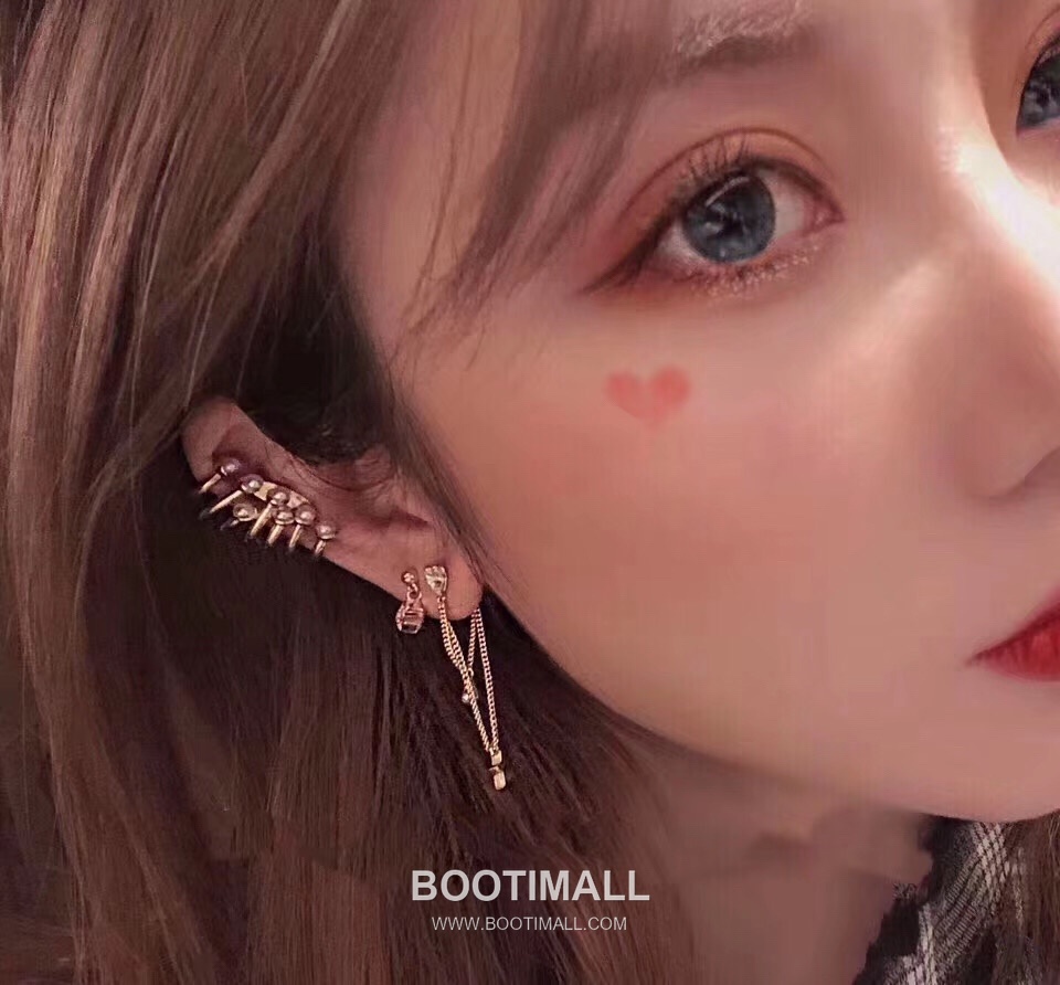 Dior Star Tassel Brass Swarovski Crystal Earring with Fringe Chain 디올 스타 태슬 황동 스와로브스키 크리스탈 이어링 프린지 체인 4cm 5