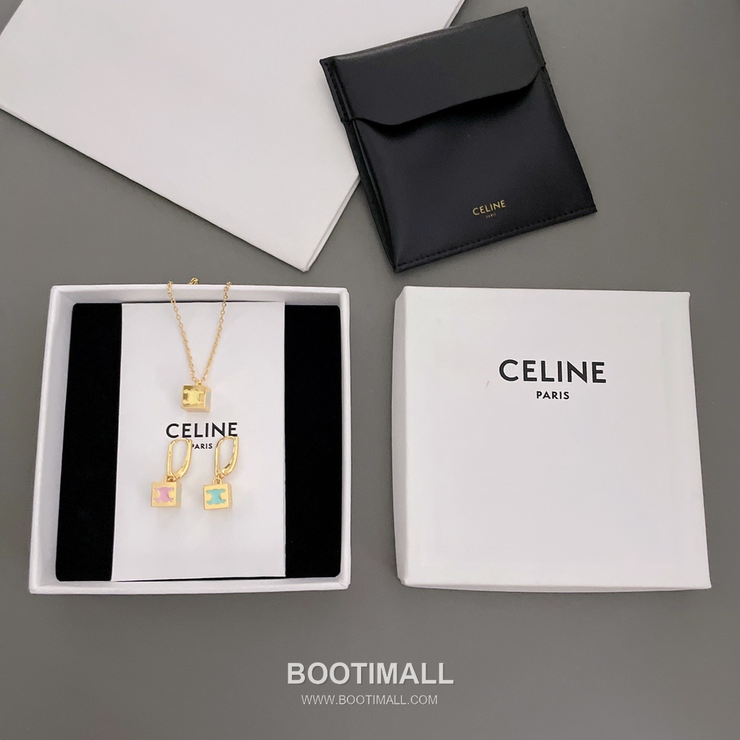 Celine Triomphe Brass Gold Plated Necklace with Enamel Square Pendant 셀린느 트리옹프 황동 베이스 금도금 네클리스 에나멜 스퀘어 펜던트 7