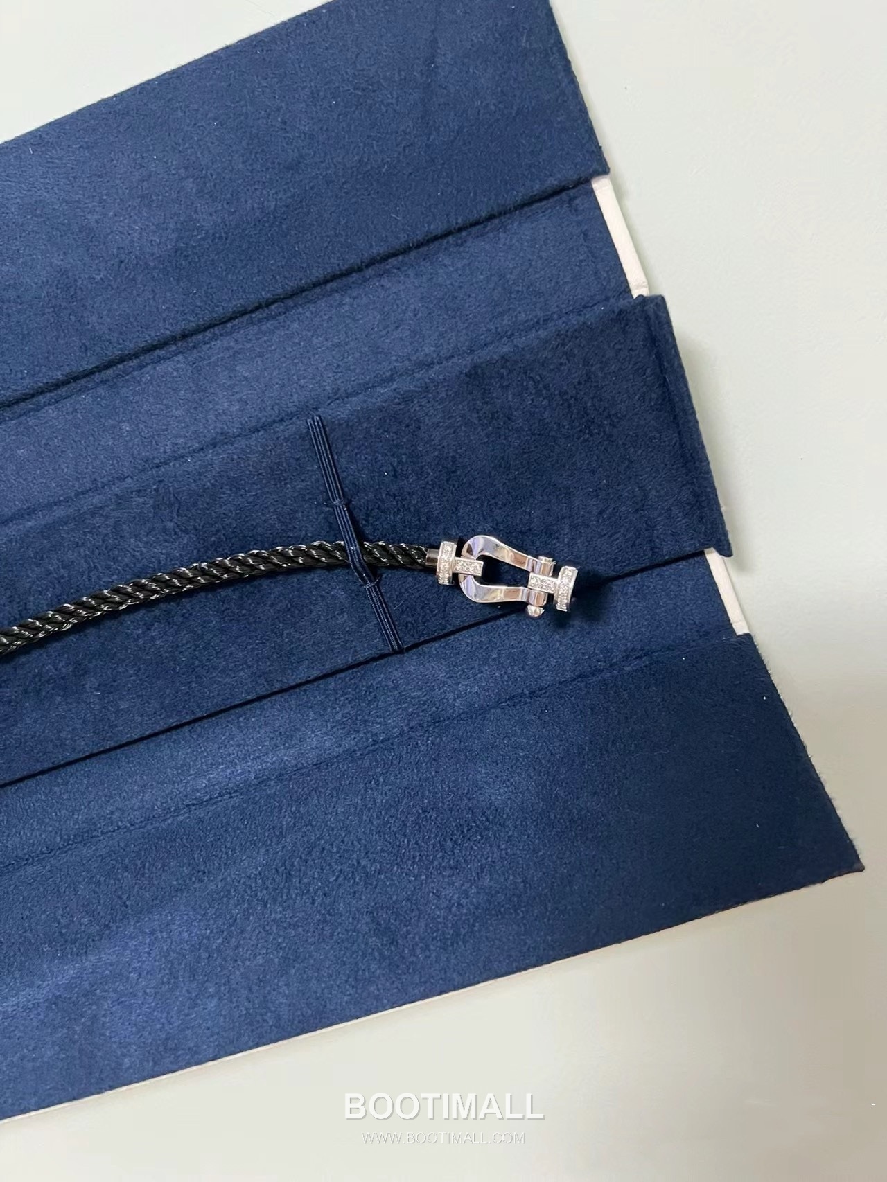 Fred Saddle Sterling Silver 925 Bracelet with Black Nylon Cord and Crystal Horseshoe 프레드 새들 스털링 실버 925 브레이슬릿 블랙 나일론 코드 크리스탈 말굽 모티프 13