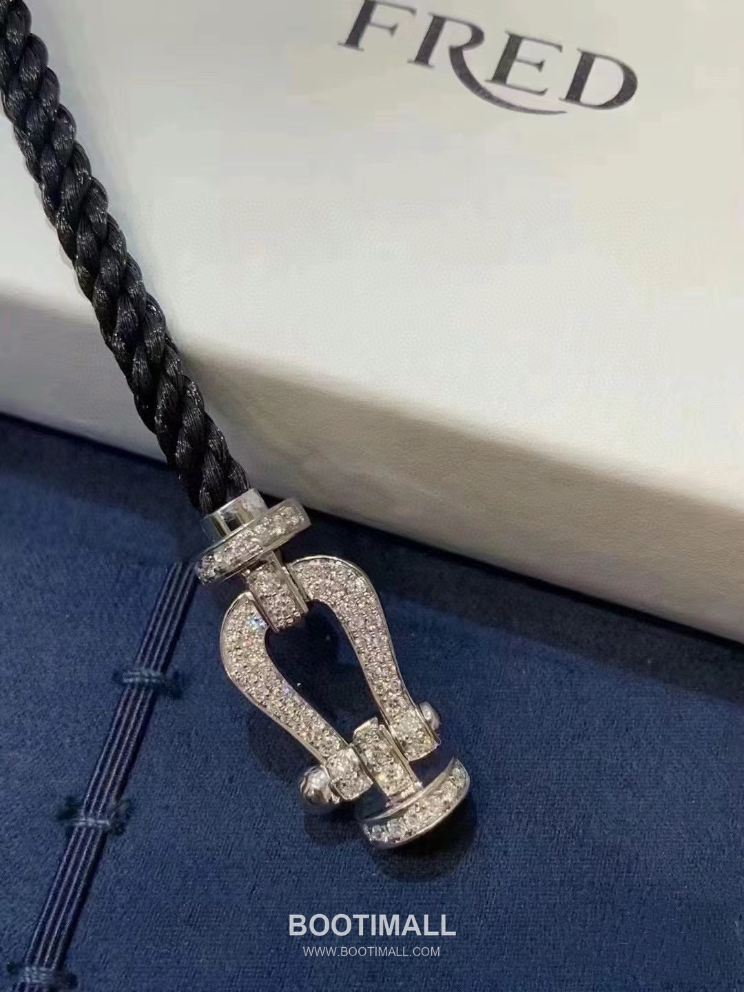 Fred Saddle Sterling Silver 925 Bracelet with Black Nylon Cord and Crystal Horseshoe 프레드 새들 스털링 실버 925 브레이슬릿 블랙 나일론 코드 크리스탈 말굽 모티프 14