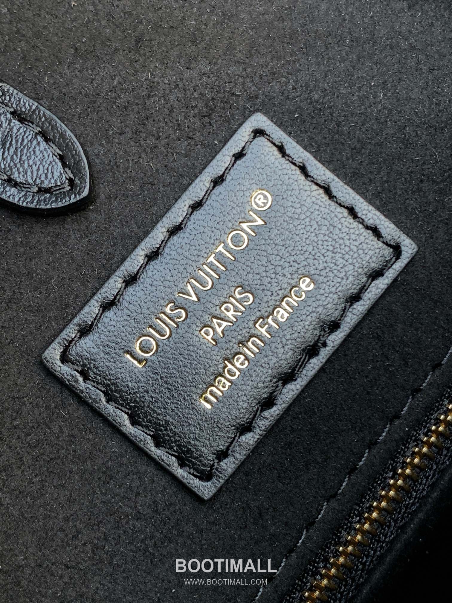 Louis Vuitton Nova Calfskin Leather Tote Bag with Chain Strap Monogram Canvas Trim 루이비통 노바 카프스킨 레더 토트백 M13137 37cm 8