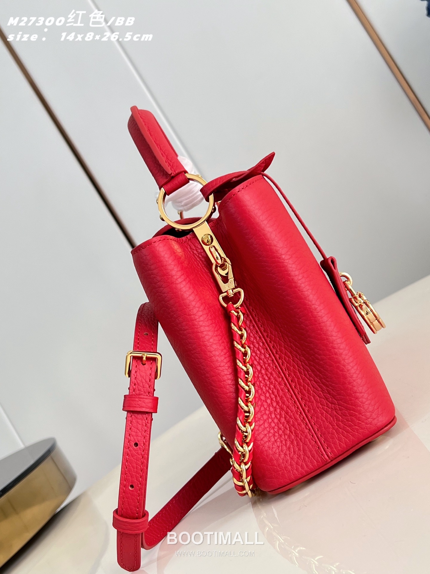 Louis Vuitton Capucines East-West BB Taurillon Leather Top Handle Bag with Strap Logo Detail 루이비통 카퓌신 이스트웨스트 BB 타우릴론 레더 탑핸들백 M27300 26.5cm 5