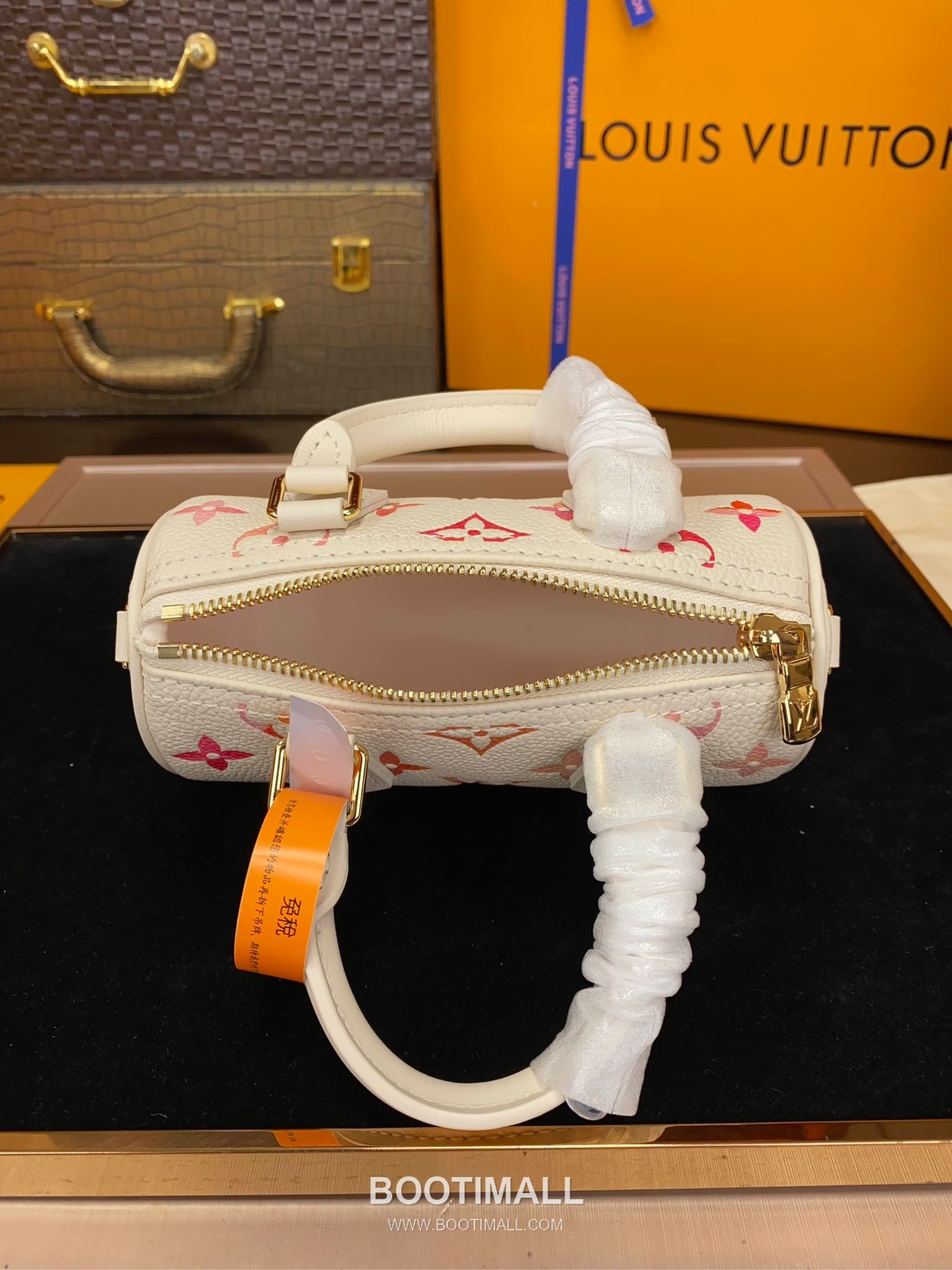 Louis Vuitton Nano Speedy Monogram Empreinte Calfskin Leather Duffle Bag with Strap Watercolor Detail 루이비통 나노 스피디 모노그램 앙프렝뜨 카프스킨 레더 더플백 M83452 16cm 8