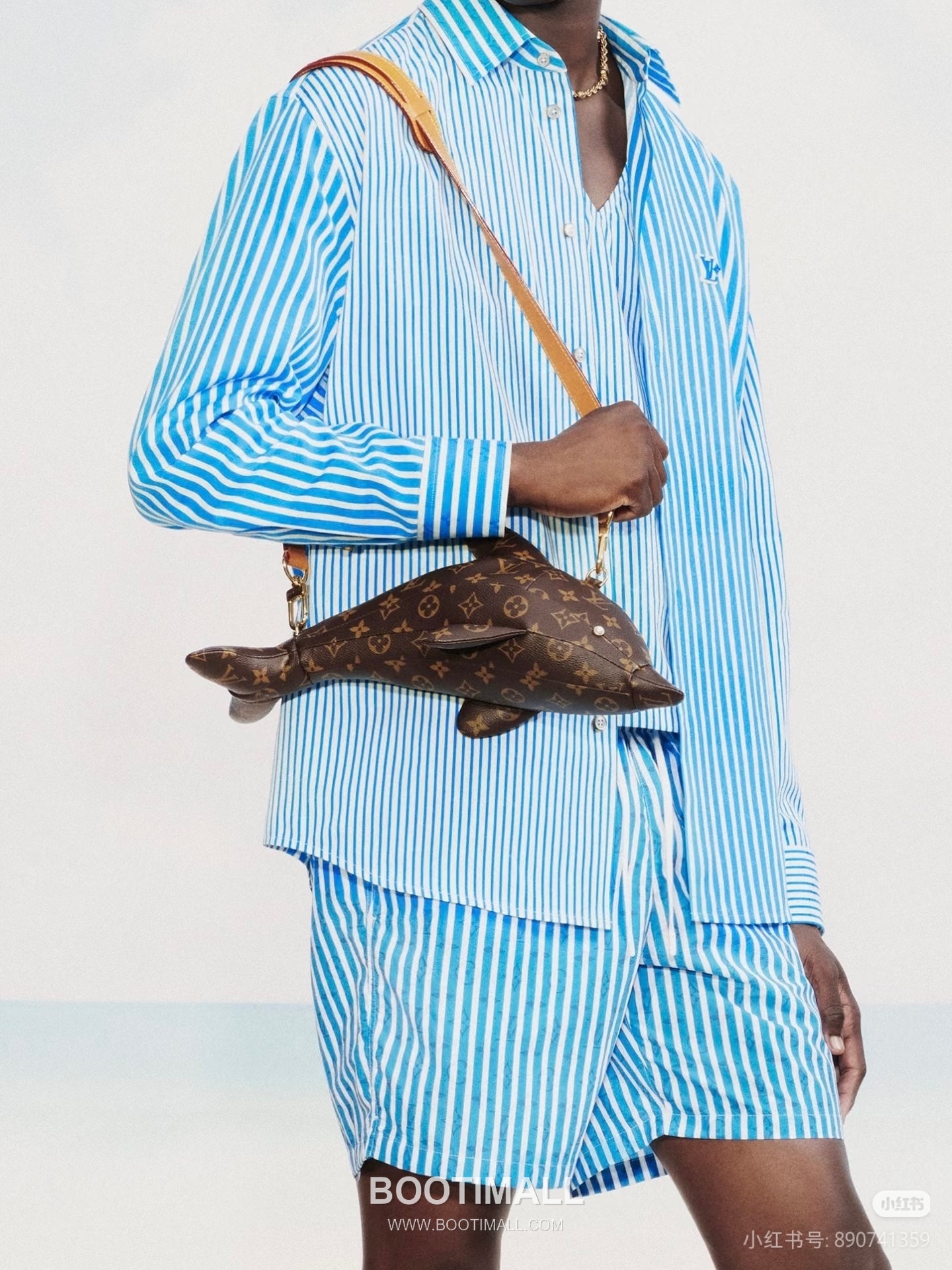 Louis Vuitton Dolphin Monogram Canvas Duffle Bag with Handle Strap Detail 루이비통 돌핀 모노그램 캔버스 더플백 M14963 38cm 4