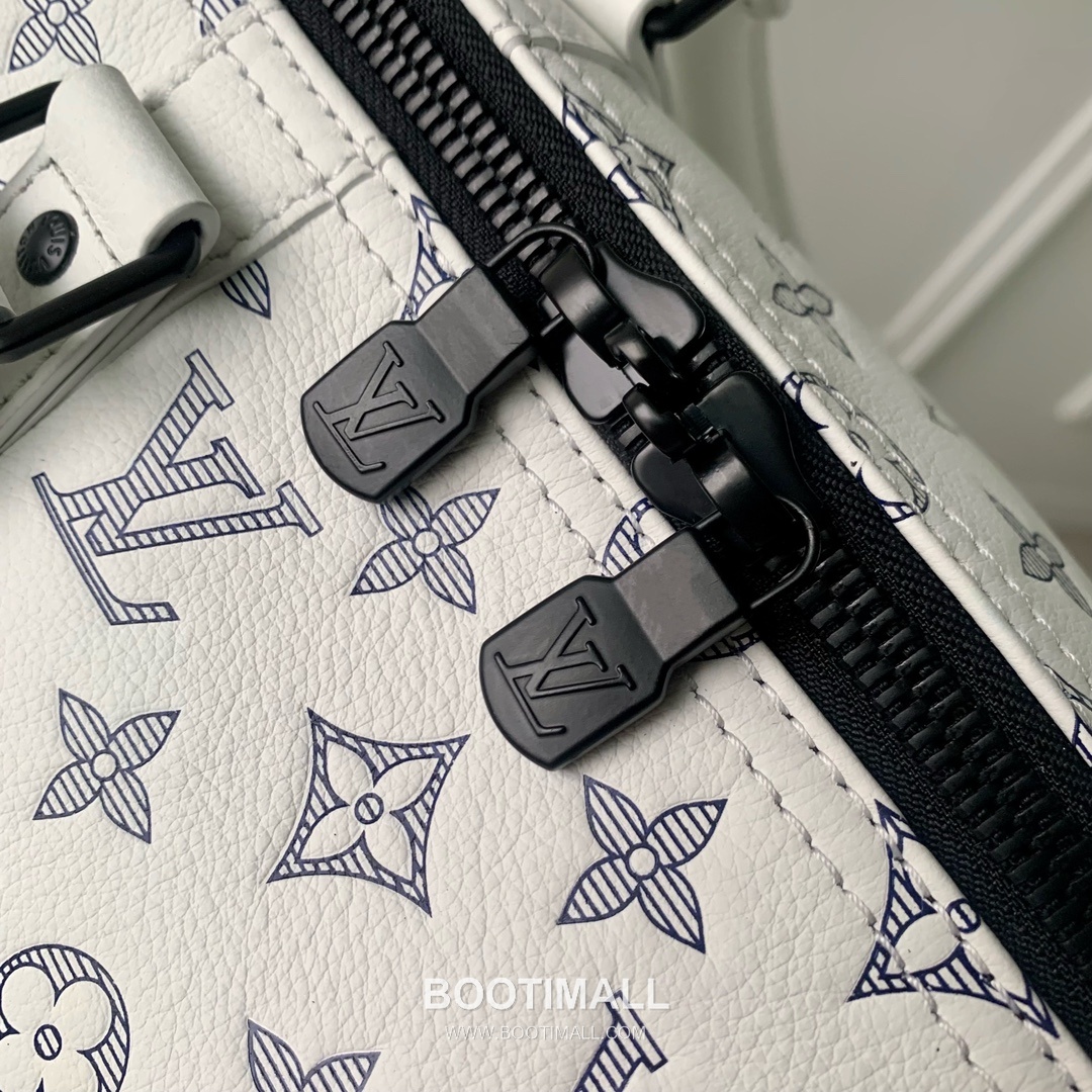 Louis Vuitton Keepall Bandoulière 50 Travel Bag Monogram Shadow Calfskin Leather Duffle Bag with Strap 루이비통 키폴 반둘리에 50 모노그램 쉐도우 카프스킨 레더 더플백 스트랩 M24954 50cm 7