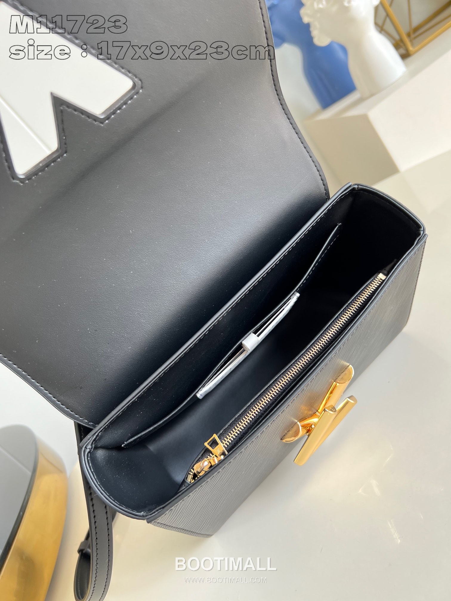 Louis Vuitton Twist MM Bag Epi Leather Chain Shoulder Bag with Enamel Monogram Flower Charm 루이비통 트위스트 MM 에피 레더 체인 숄더백 에나멜 플라워 참 M11723 23cm 8