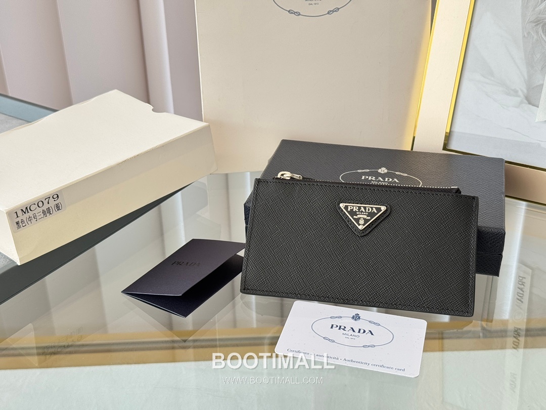Prada Saffiano Leather Card Holder Wallet with Zip Coin Pocket Detail 프라다 사피아노 레더 지퍼 코인포켓 카드홀더 지갑 1MC079 15cm 1