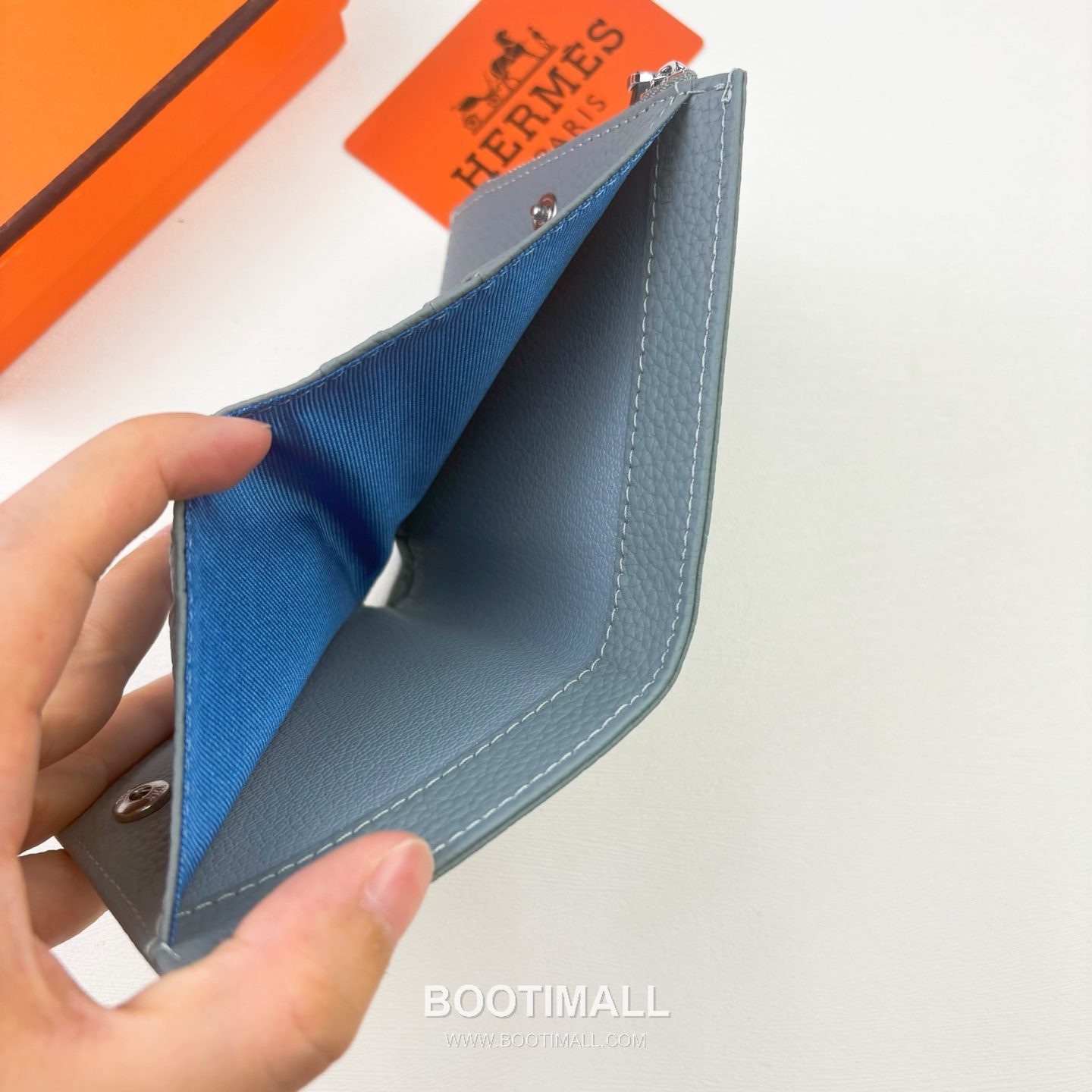 Hermes Barenia Calfskin Leather Compact Wallet with Zip Coin Pocket Detail 에르메스 바레니아 카프스킨 레더 지퍼 코인포켓 반지갑 6357 10.5cm 6