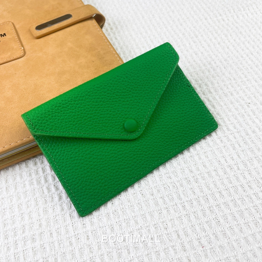 Hermes Barenia Faubourg Pebbled Calfskin Leather Card Holder Wallet 에르메스 바레니아 포부르 페블드 카프스킨 레더 카드홀더 지갑 2215 12cm 9