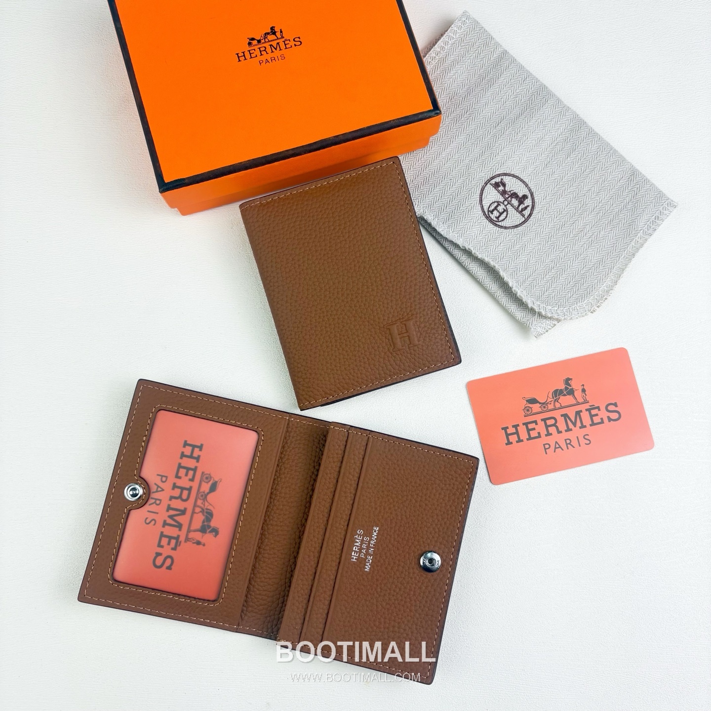 Hermès Togo Calfskin Card Holder with H Embossed Snap Closure Detail 에르메스 토고 카프스킨 H 엠보스 스냅 클로저 카드홀더 496 11cm 5