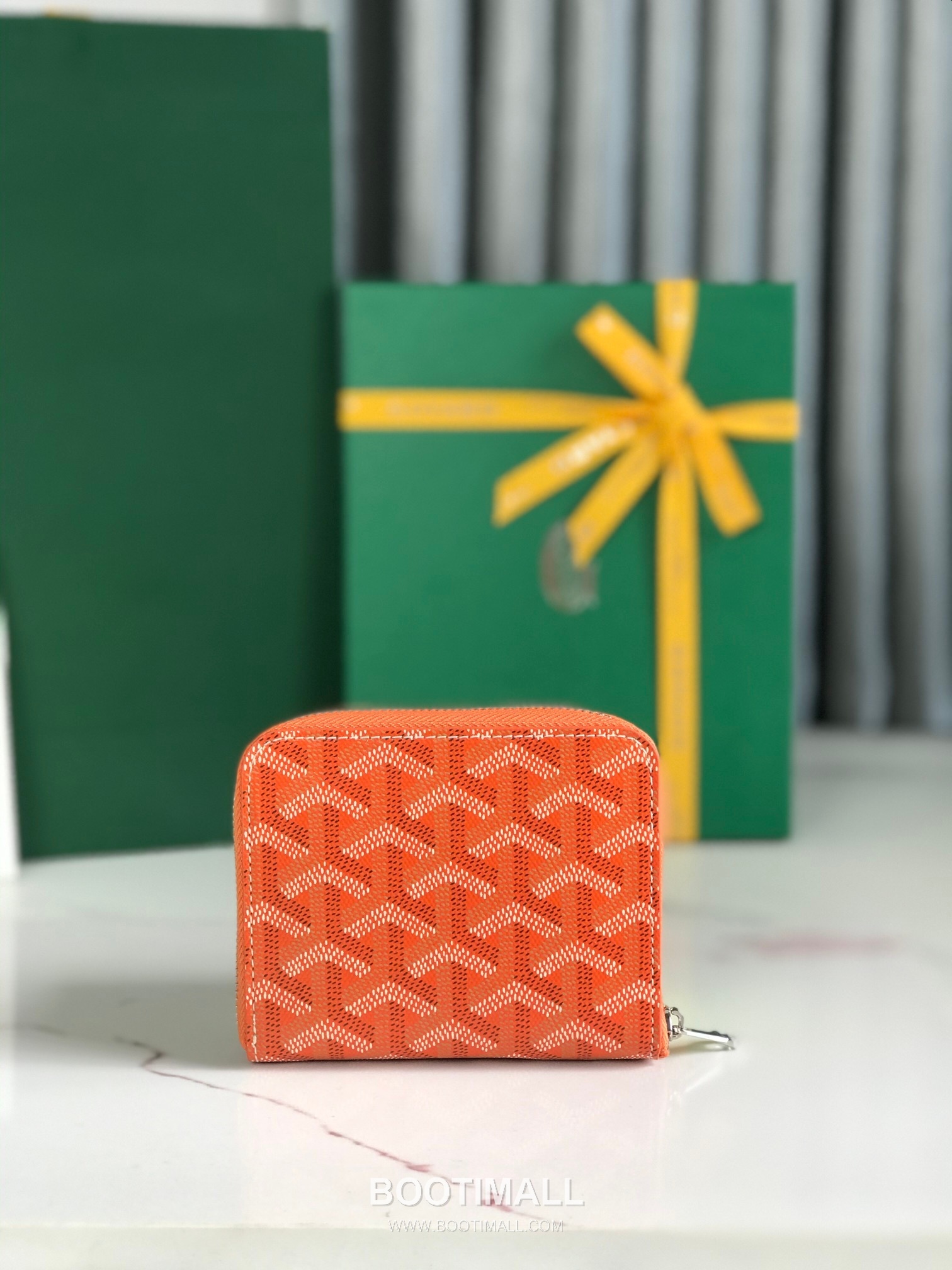 Goyard Matignon Mini Goyardine Canvas Zip Coin Wallet with Card Slots 고야드 마티뇽 미니 고야르딘 캔버스 집 코인 지갑 카드슬롯 020605 11.5cm 2