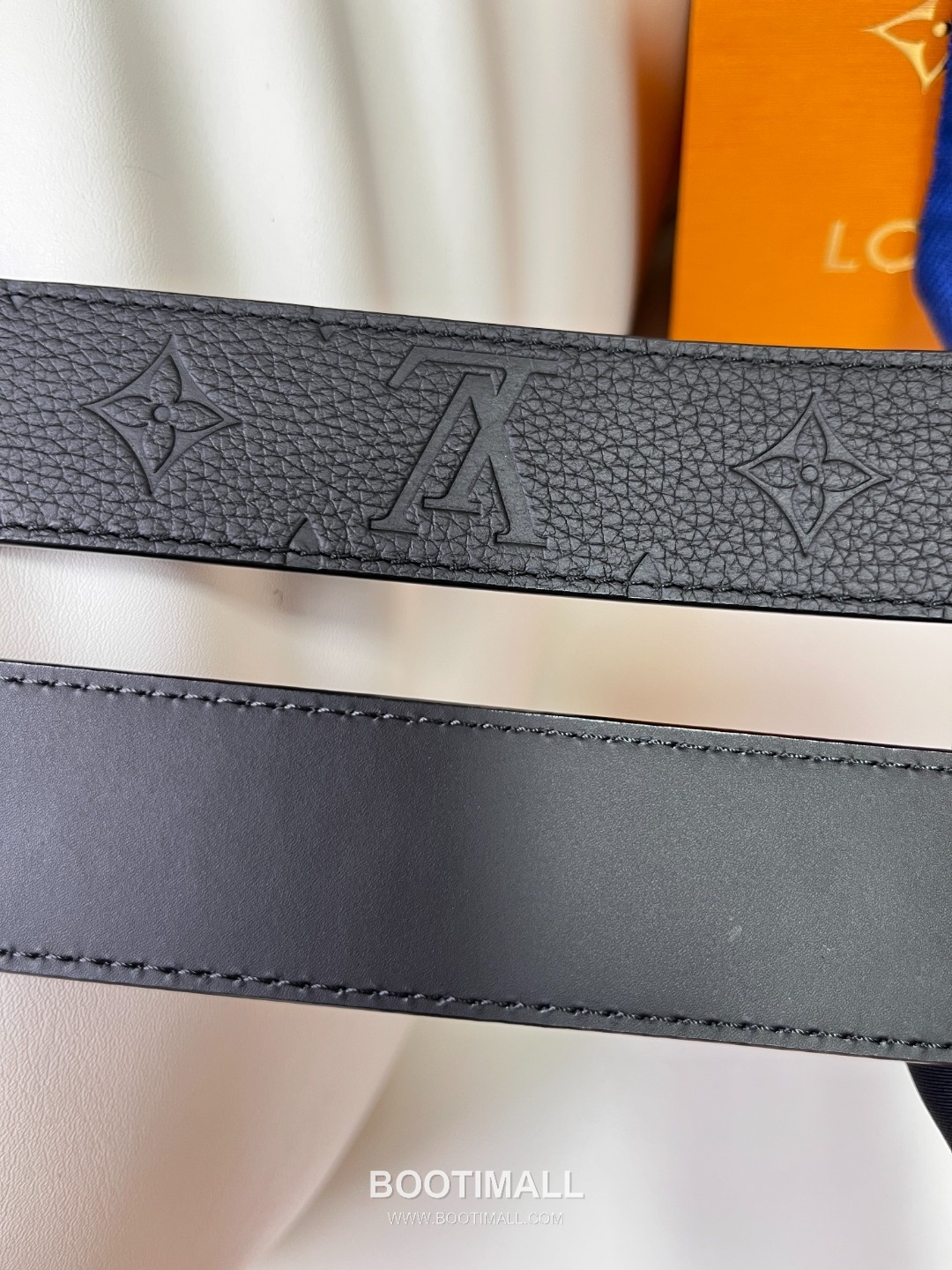 Louis Vuitton LV Monogram Canvas Reversible Belt with Pin Buckle Palladium 구찌가 아닌 루이비통 LV 모노그램 캔버스 리버서블 벨트 핀 버클 스테인리스 스틸 팔라듐 피니시 3.5cm 4