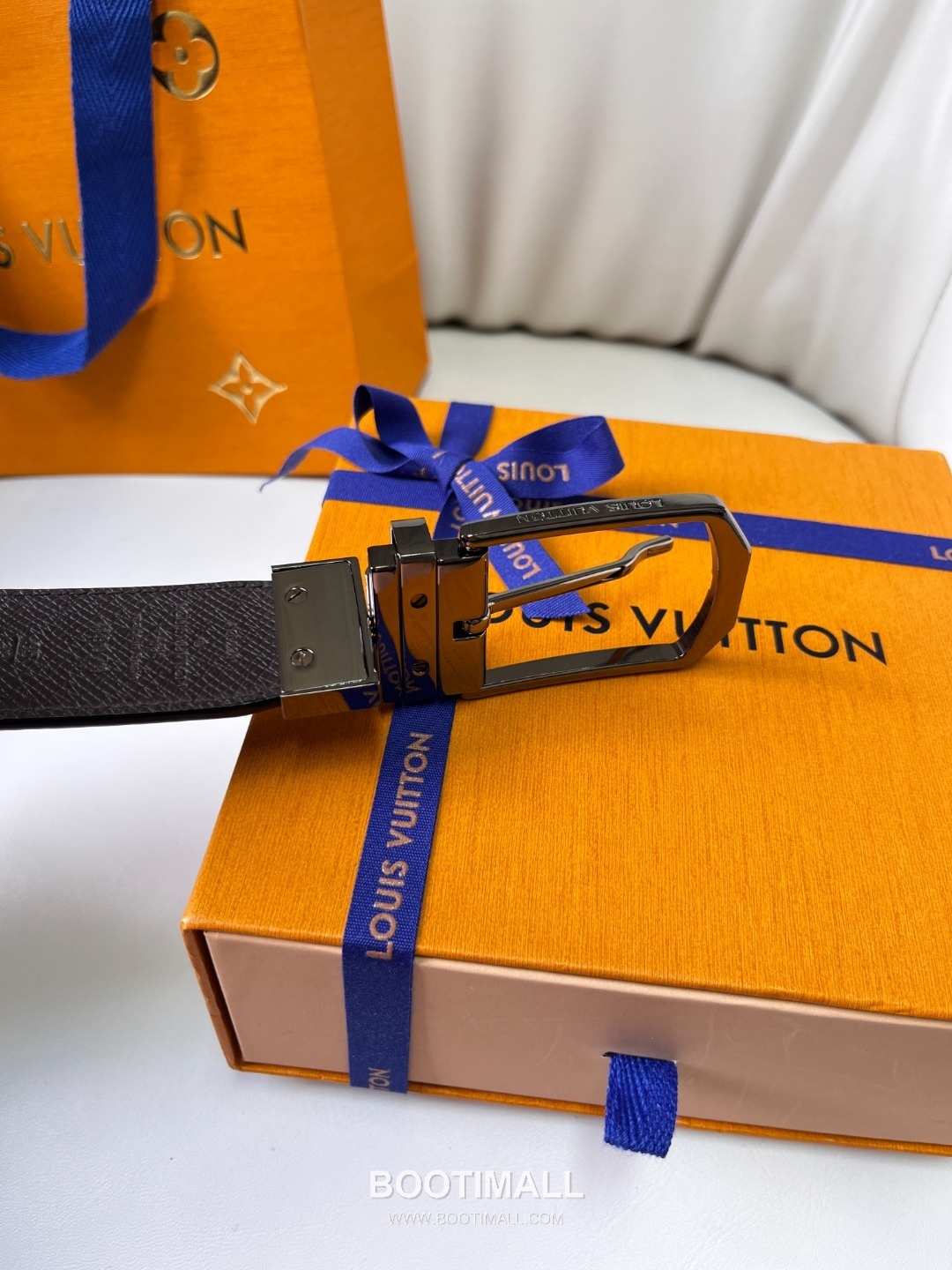 Louis Vuitton LV Monogram Canvas Reversible Belt with Pin Buckle Palladium 구찌가 아닌 루이비통 LV 모노그램 캔버스 리버서블 벨트 핀 버클 스테인리스 스틸 팔라듐 피니시 3.5cm 8