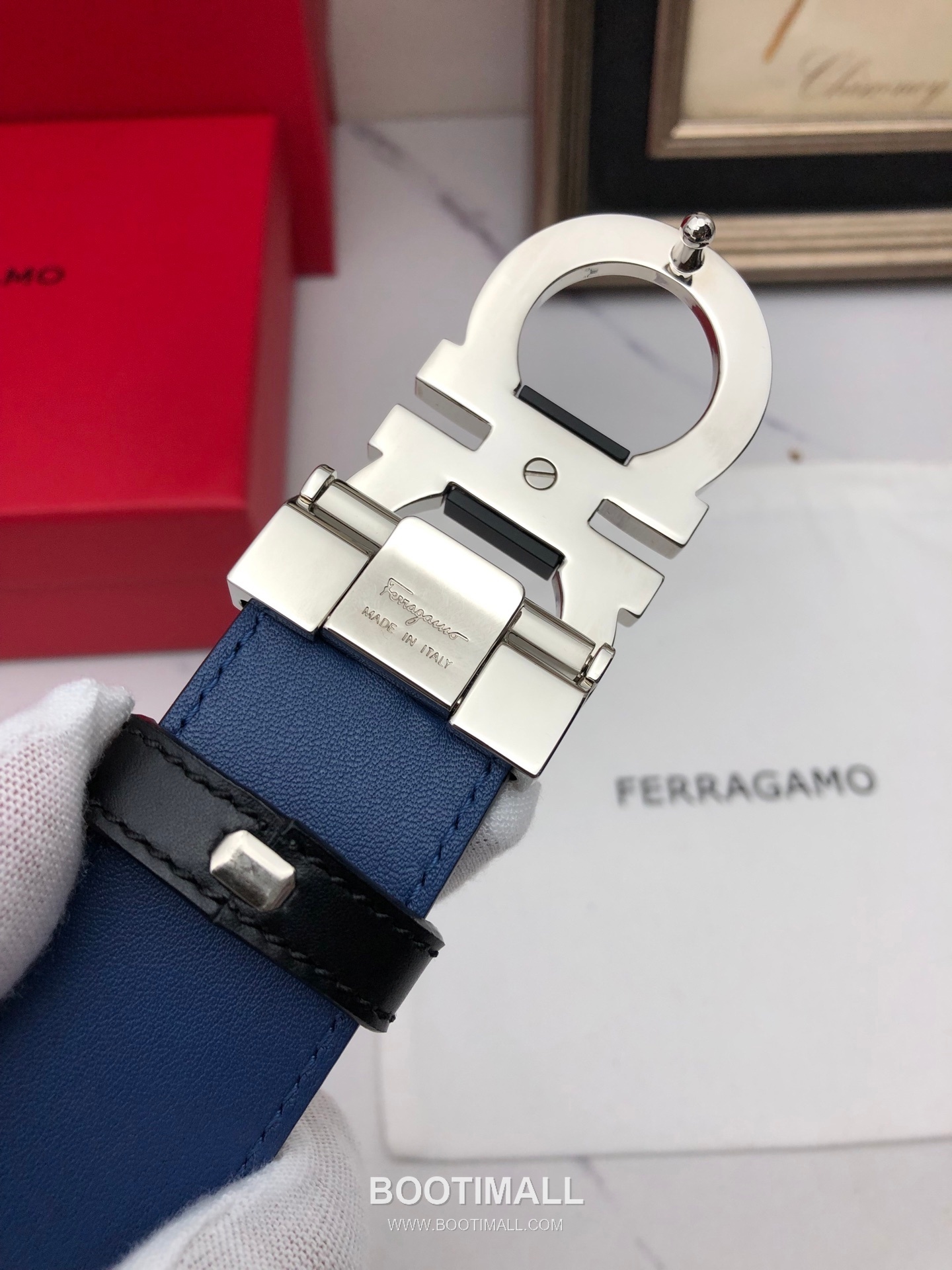 Ferragamo Gancini Calfskin Embossed Leather Reversible Belt with Gancini Buckle Gold-Plated 페라가모 간치니 카프스킨 엠보싱 레더 리버서블 벨트 간치니 버클 황동 베이스 금도금 3.5cm 7