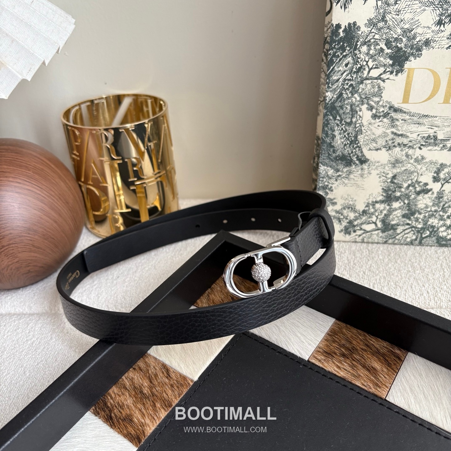 Dior Calfskin Leather Belt with Crystal CD Buckle Gold-Plated 디올 카프스킨 레더 벨트 크리스탈 CD 버클 황동 베이스 금도금 2.0cm 1