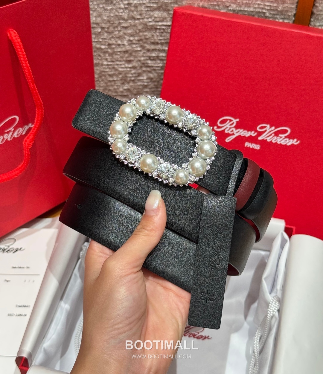 Roger Vivier Calfskin Leather Reversible Belt with Square Logo Buckle Gold-Plated 로저비비에 카프스킨 레더 리버서블 벨트 스퀘어 로고 버클 황동 베이스 금도금 3.0cm 2