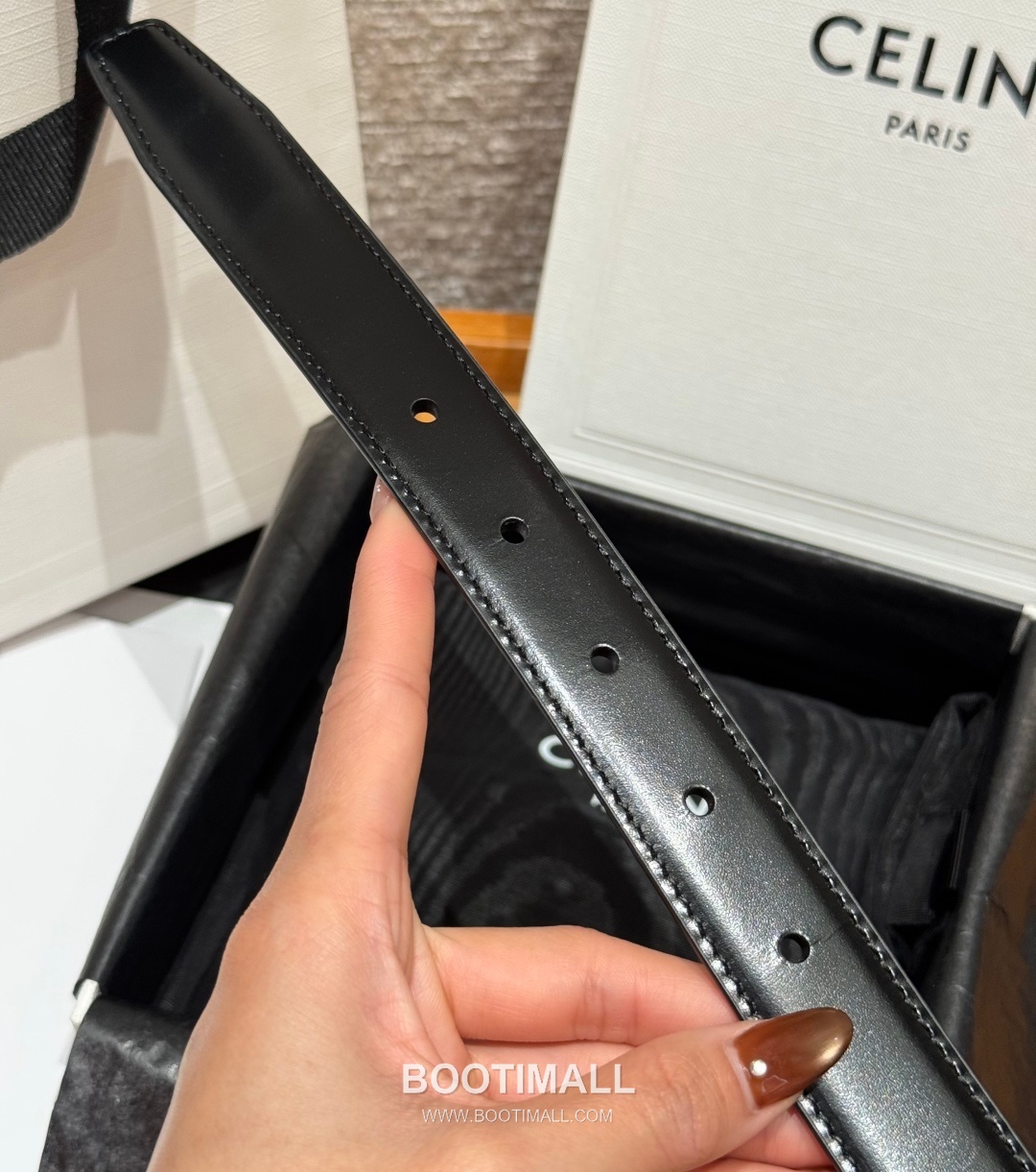 Celine Disc Taurillon Leather Reversible Belt with Disc Buckle Gold-Plated 셀린느 디스크 토릴론 레더 리버서블 벨트 디스크 버클 황동 베이스 금도금 2.5cm 7