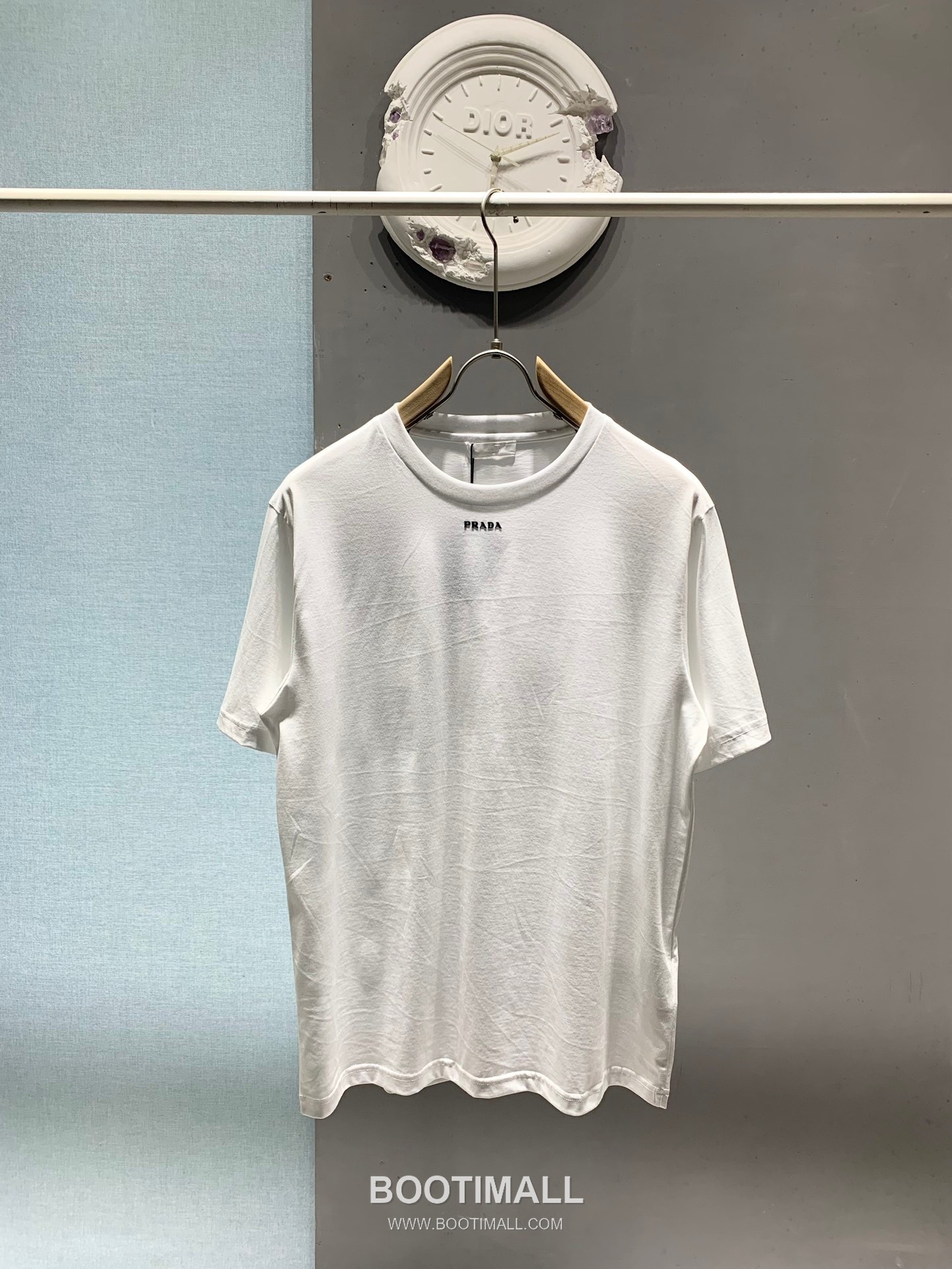 Prada SS26 Thick Logo Rubberized Mercerized Cotton T-Shirt 프라다 SS26 두꺼운 로고 압착 머서라이즈드 코튼 티셔츠 12