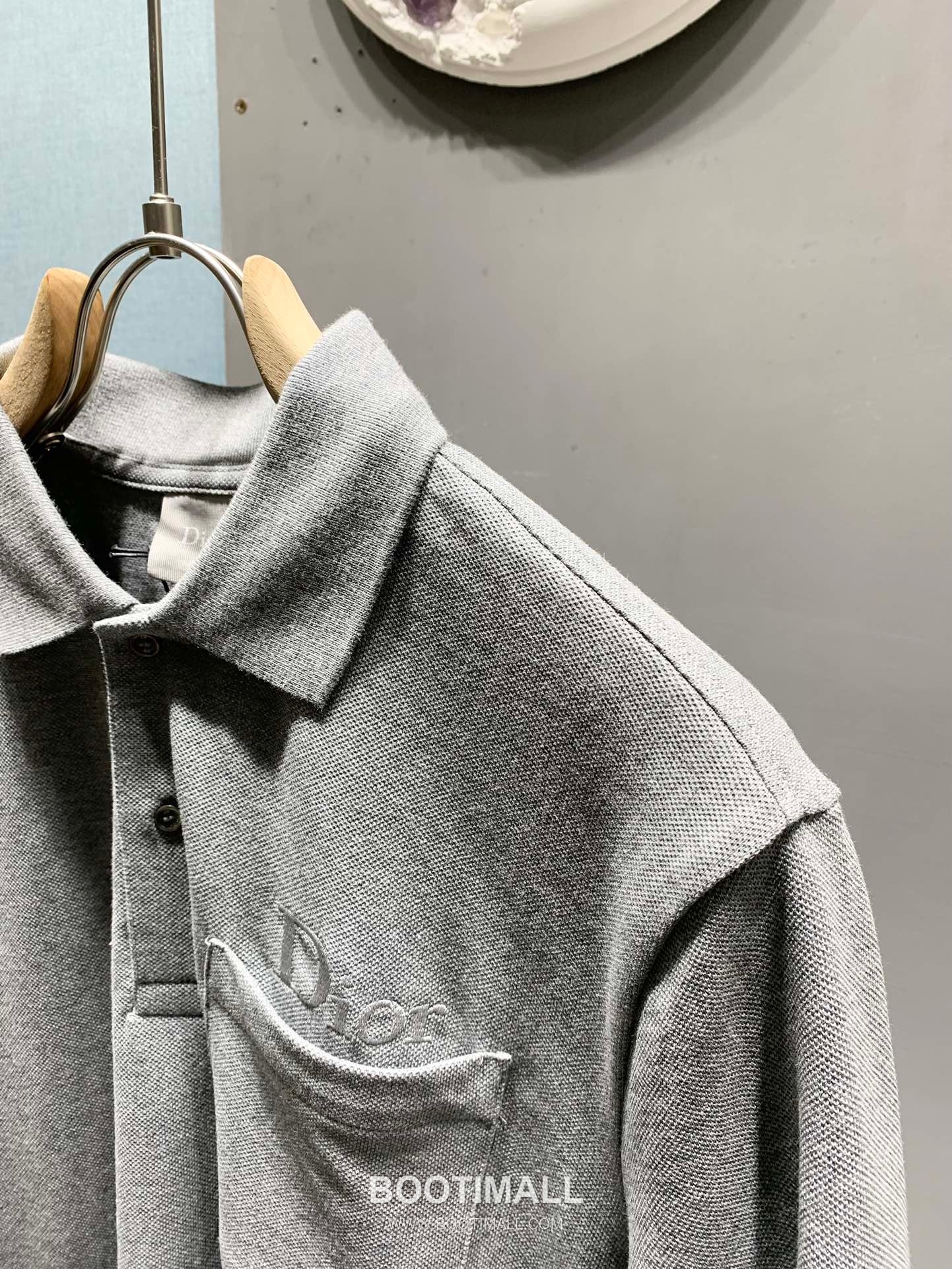 Dior SS26 Tone-on-Tone Embroidered Piqué Cotton Polo Shirt 디올 SS26 톤온톤 자수 피케 코튼 폴로 셔츠 8