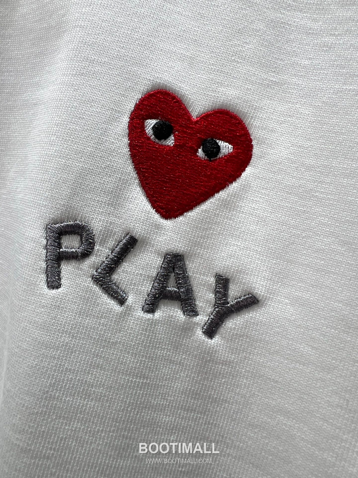 Comme des Garçons Play SS26 Heart Eyes Embroidered Heavy Cotton T-Shirt 꼼데가르송플레이 SS26 하트 아이즈 자수 헤비 코튼 티셔츠 AMC6842 14
