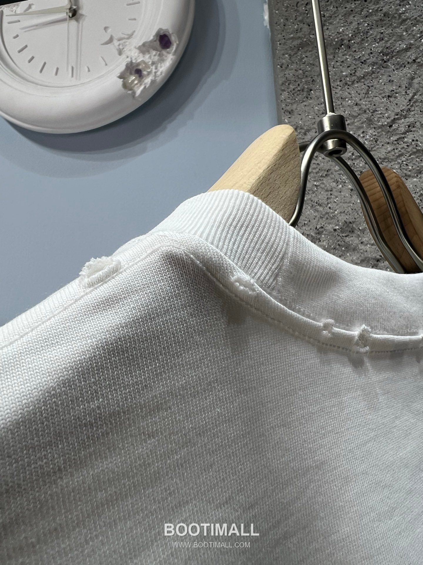 Comme des Garçons Play SS26 Heart Eyes Embroidered Heavy Cotton T-Shirt 꼼데가르송플레이 SS26 하트 아이즈 자수 헤비 코튼 티셔츠 AMC6842 18