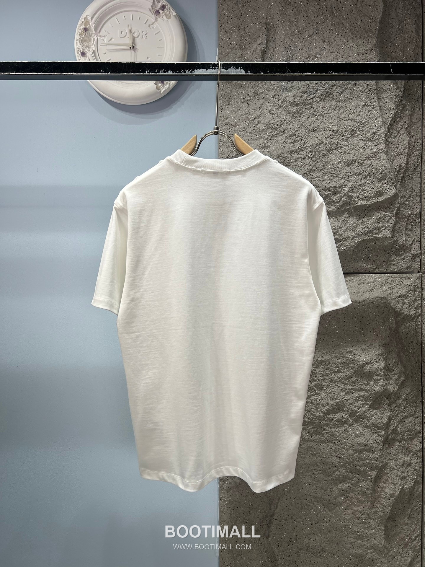 Comme des Garçons Play SS26 Heart Eyes Embroidered Heavy Cotton T-Shirt 꼼데가르송플레이 SS26 하트 아이즈 자수 헤비 코튼 티셔츠 AMC6842 19