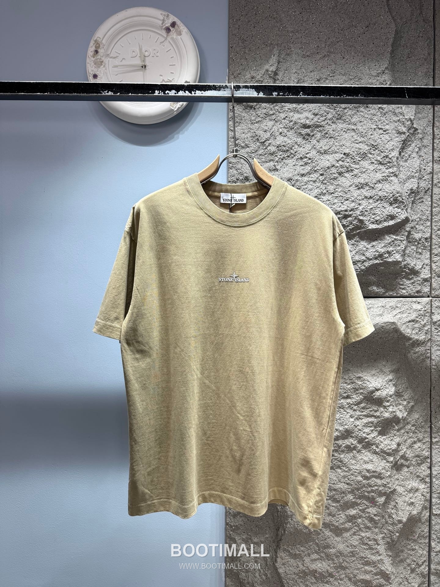 Stone Island SS26 Compass Logo Print Heavy Cotton T-Shirt 스톤아일랜드 SS26 컴퍼스 로고 프린트 헤비 코튼 티셔츠 WG26881 1