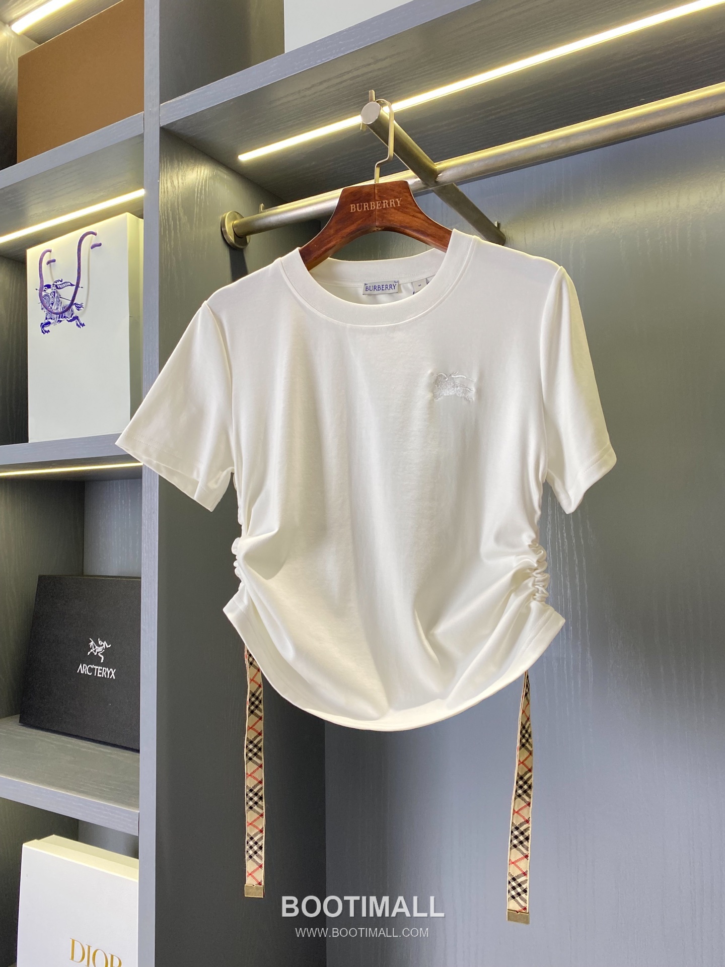 Burberry SS26 Check Panel Pleated Cotton T-Shirt 버버리 SS26 체크 패널 플리츠 코튼 티셔츠 1