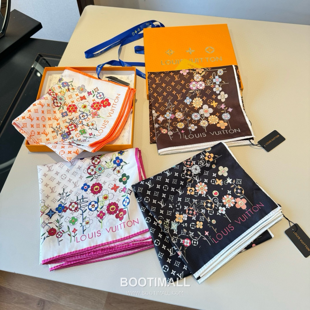 Louis Vuitton x Takashi Murakami Monogram Superflat Flowers Silk Square Scarf 100% Mulberry Silk Print Scarf 루이비통 x 무라카미 타카시 모노그램 슈퍼플랫 플라워 실크 스퀘어 스카프 90cm 9
