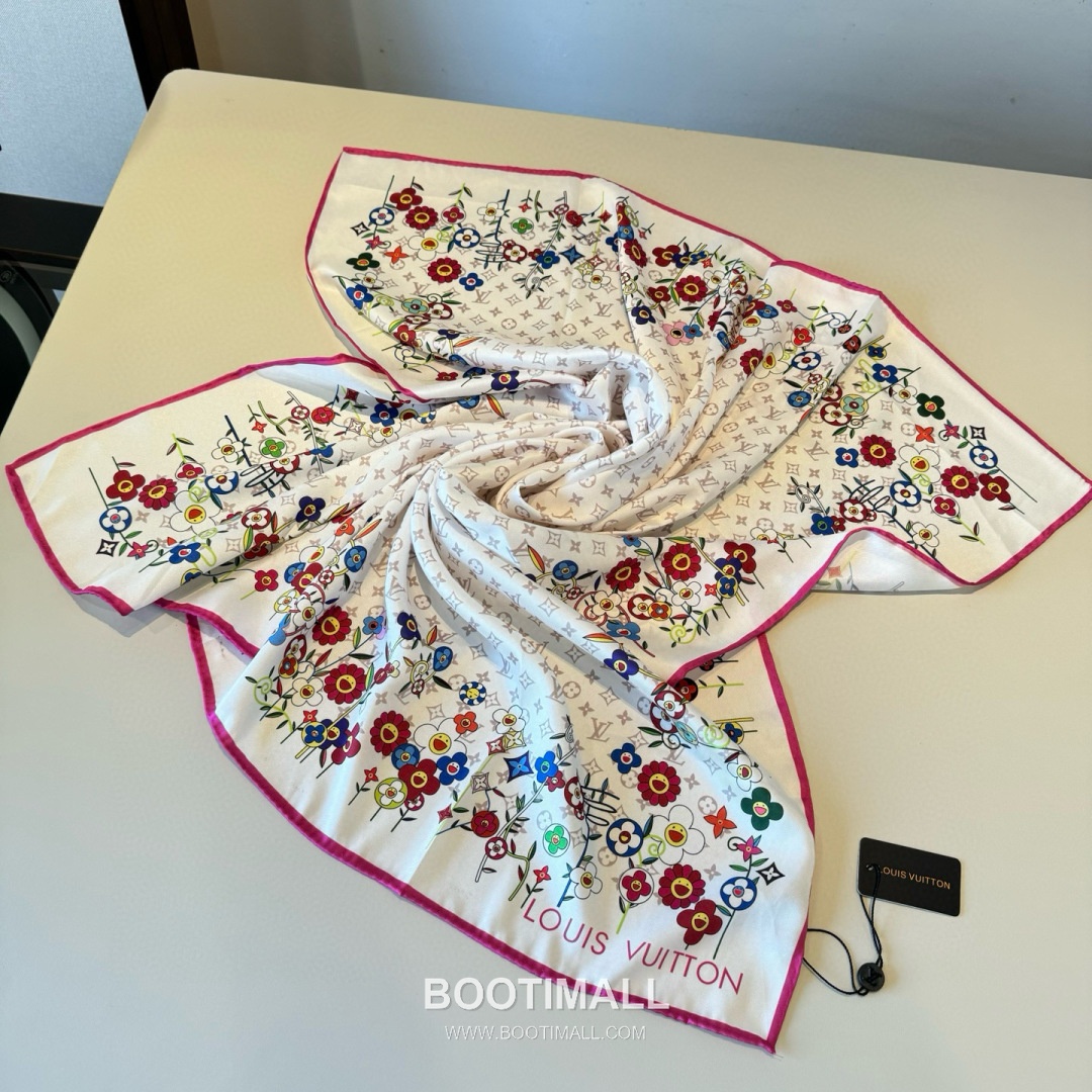 Louis Vuitton x Takashi Murakami Monogram Superflat Flowers Silk Square Scarf 100% Mulberry Silk Print Scarf 루이비통 x 무라카미 타카시 모노그램 슈퍼플랫 플라워 실크 스퀘어 스카프 90cm 8