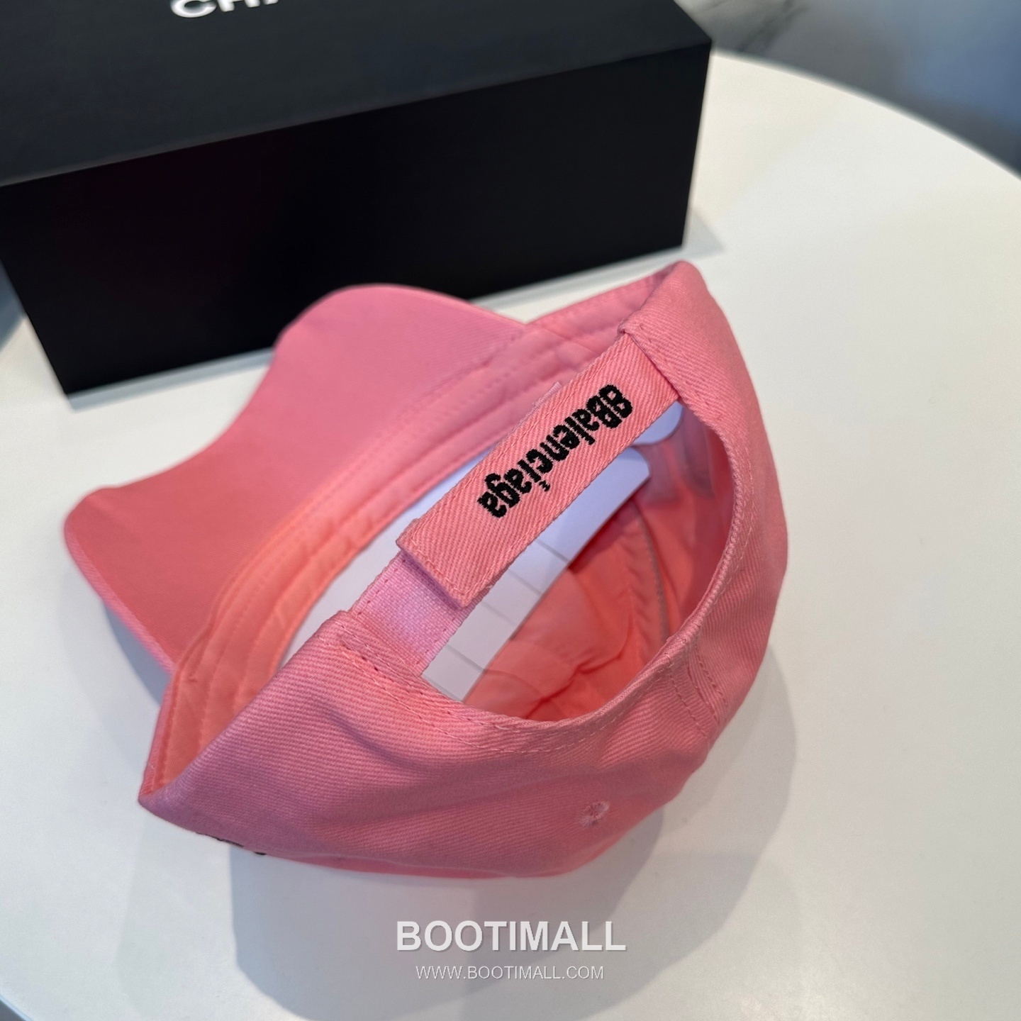 Balenciaga Embroidered Logo Cotton Baseball Cap 발렌시아가 자수 로고 코튼 베이스볼 캡 56cm 4