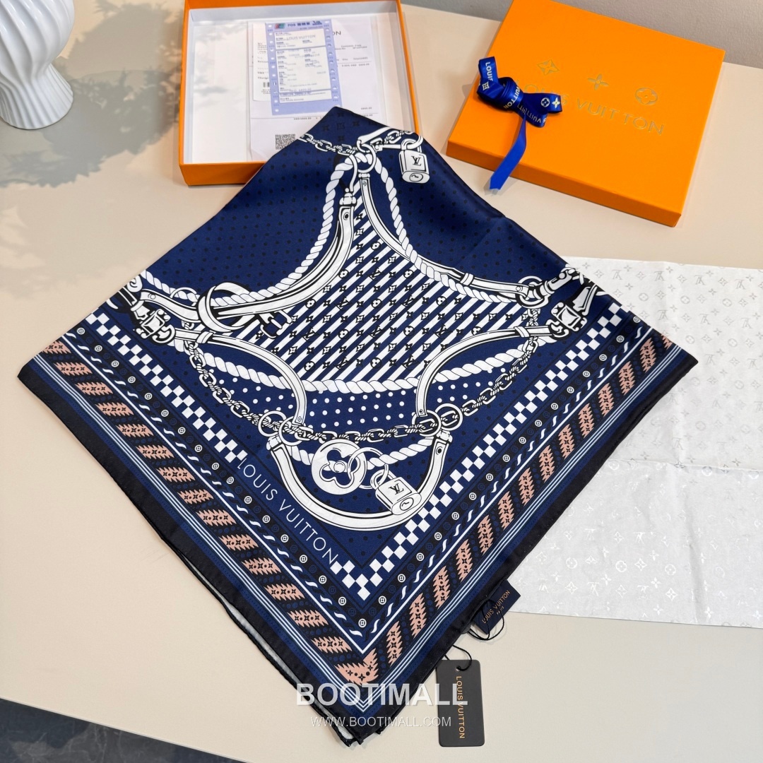 Louis Vuitton Chain Clover Monogram Silk Square Scarf 100% Silk Print Scarf 루이비통 체인 클로버 모노그램 실크 스퀘어 스카프 90cm 3