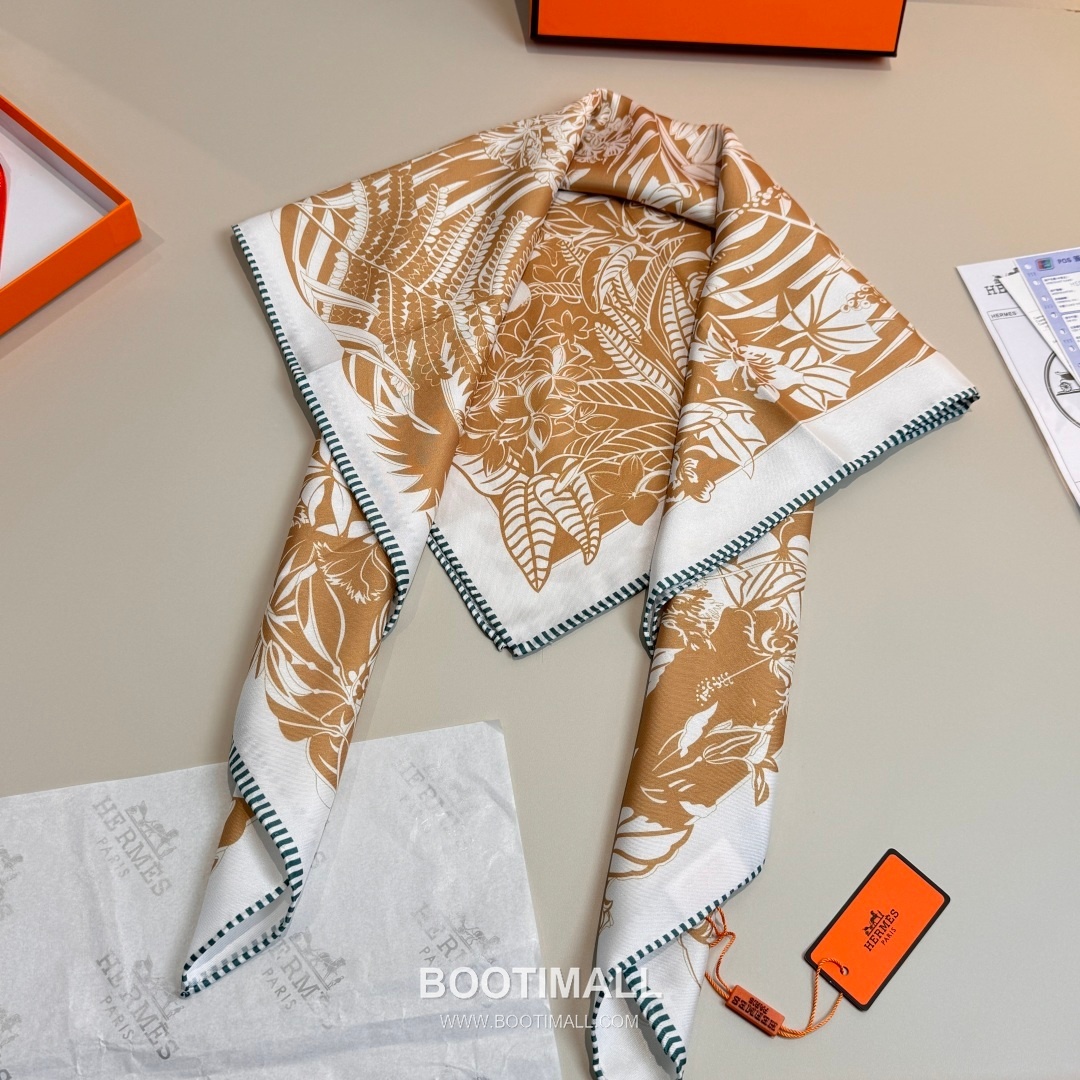 Hermès Flamingo Party Totem Silk Square Scarf Print Design 에르메스 플라밍고 파티 토템 실크 스퀘어 스카프 90cm 6