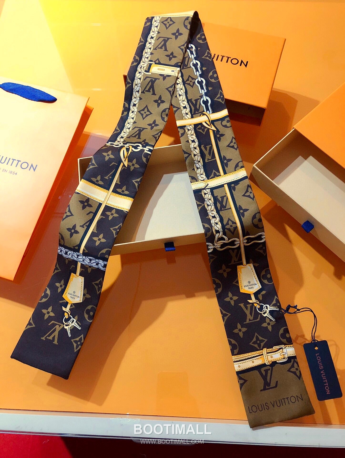 Louis Vuitton Monogram Confidential Silk Double Sided Twilly Scarf 100% Silk Print Scarf 루이비통 모노그램 컨피덴셜 실크 더블사이드 트윌리 스카프 PLV2217 120cm 3