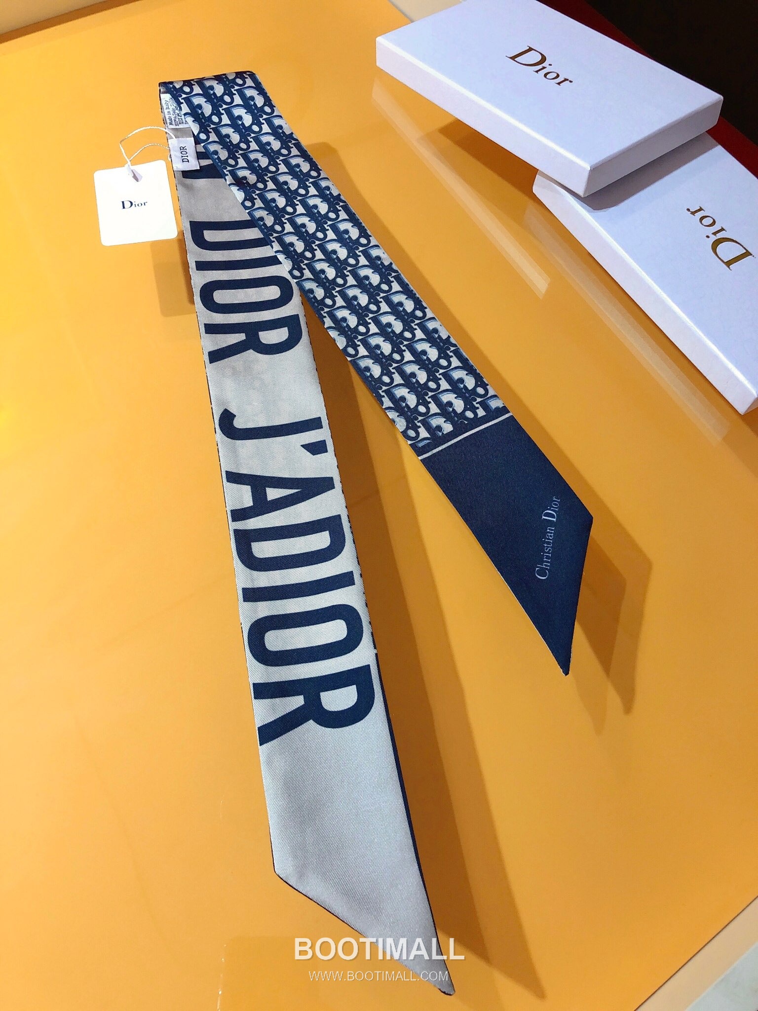 Dior 30 Montaigne Houndstooth Silk Double Sided Twilly Scarf 100% Silk Print Scarf 디올 30 몽테뉴 하운드투스 실크 더블사이드 트윌리 스카프 PDO2209 105cm 3