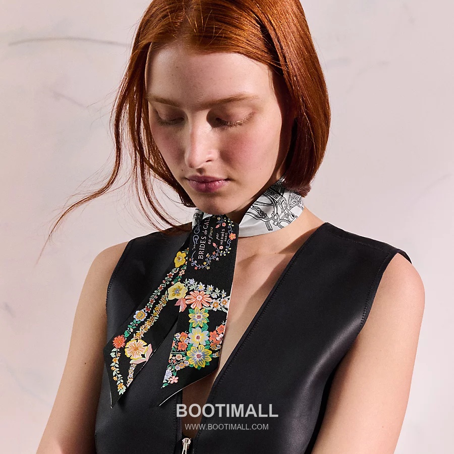 Hermes Splendid Bridle Floral Silk Twill Double Sided Twilly Scarf 100% Silk Print Scarf 에르메스 스플렌디드 브라이들 플로럴 실크 트윌 더블사이드 트윌리 스카프 PHMS2520 86cm 2