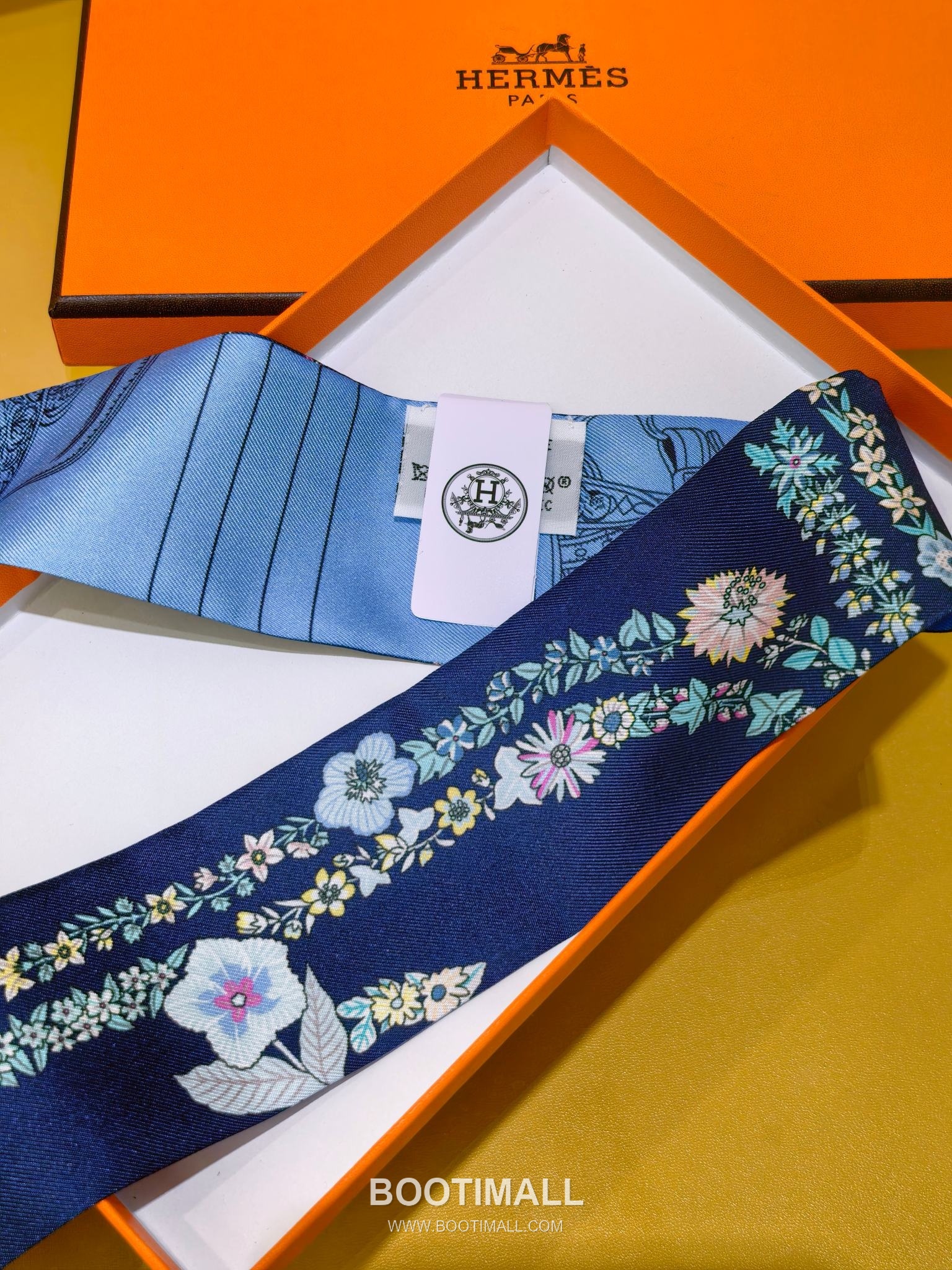 Hermes Splendid Bridle Floral Silk Twill Double Sided Twilly Scarf 100% Silk Print Scarf 에르메스 스플렌디드 브라이들 플로럴 실크 트윌 더블사이드 트윌리 스카프 PHMS2520 86cm 6