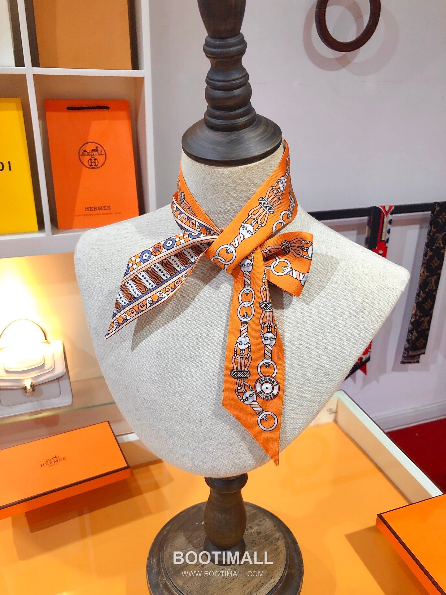 Hermes Splendid Bridle Floral Silk Twill Double Sided Twilly Scarf 100% Silk Print Scarf 에르메스 스플렌디드 브라이들 플로럴 실크 트윌 더블사이드 트윌리 스카프 PHMS2520 86cm 7