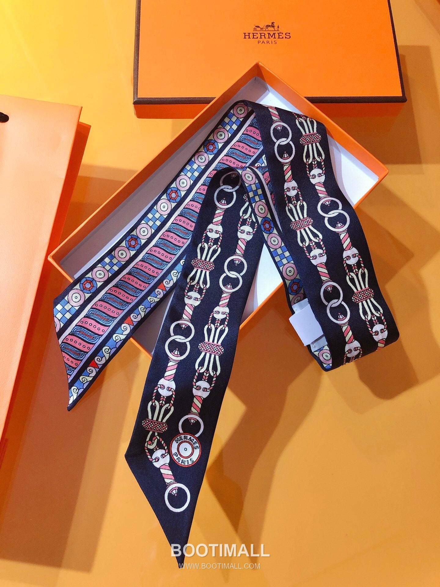 Hermes Splendid Bridle Floral Silk Twill Double Sided Twilly Scarf 100% Silk Print Scarf 에르메스 스플렌디드 브라이들 플로럴 실크 트윌 더블사이드 트윌리 스카프 PHMS2520 86cm 4