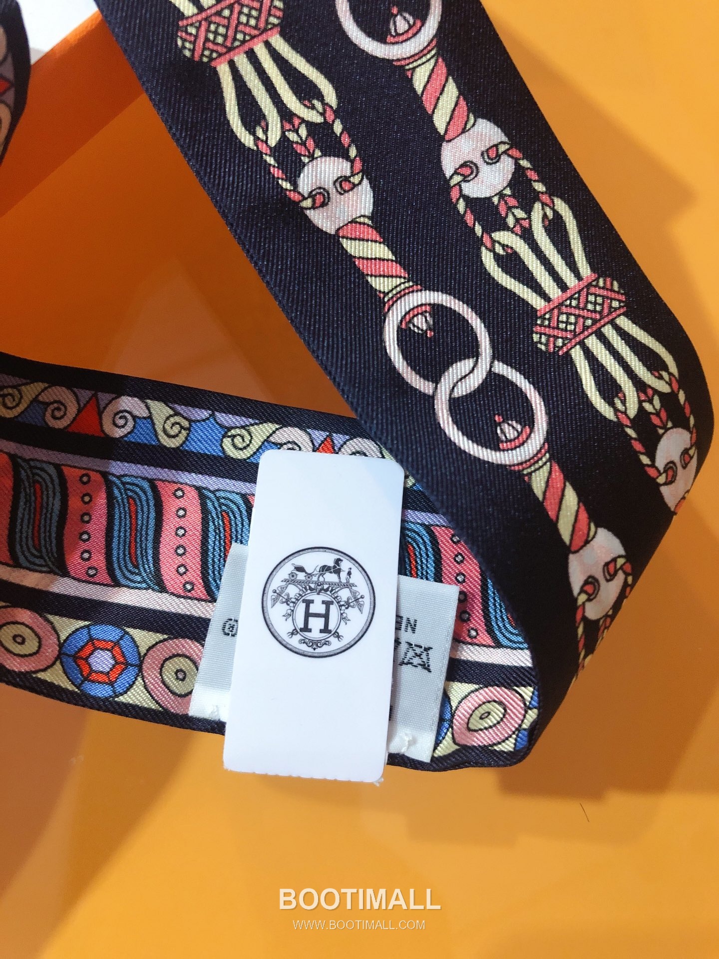 Hermes Splendid Bridle Floral Silk Twill Double Sided Twilly Scarf 100% Silk Print Scarf 에르메스 스플렌디드 브라이들 플로럴 실크 트윌 더블사이드 트윌리 스카프 PHMS2520 86cm 5