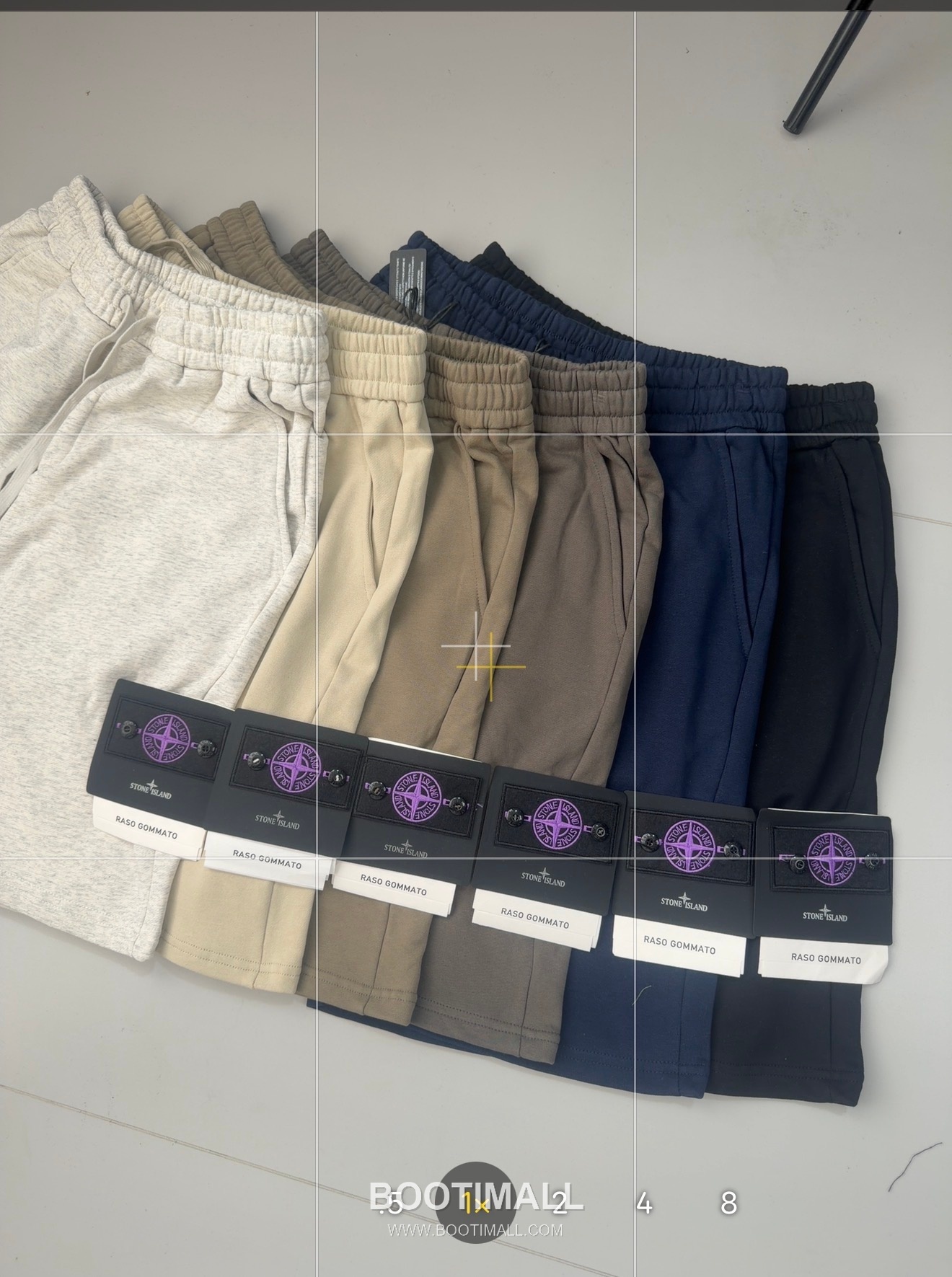 Stone Island Cotton Terry Sweat Shorts with Logo Patch 스톤아일랜드 코튼 테리 스웨트 쇼츠 로고 패치 L2526 3